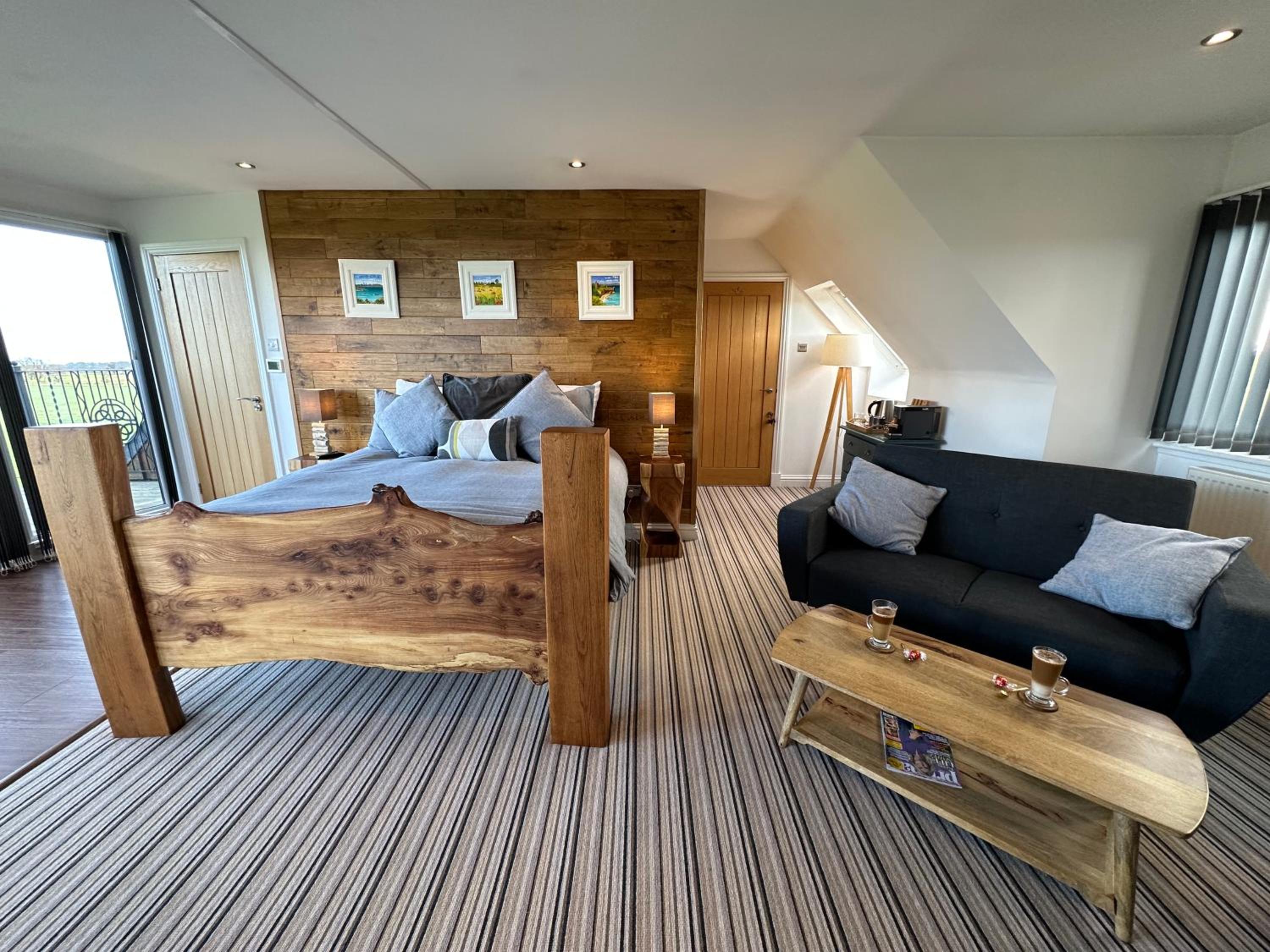 Suite with Balcony photo 2