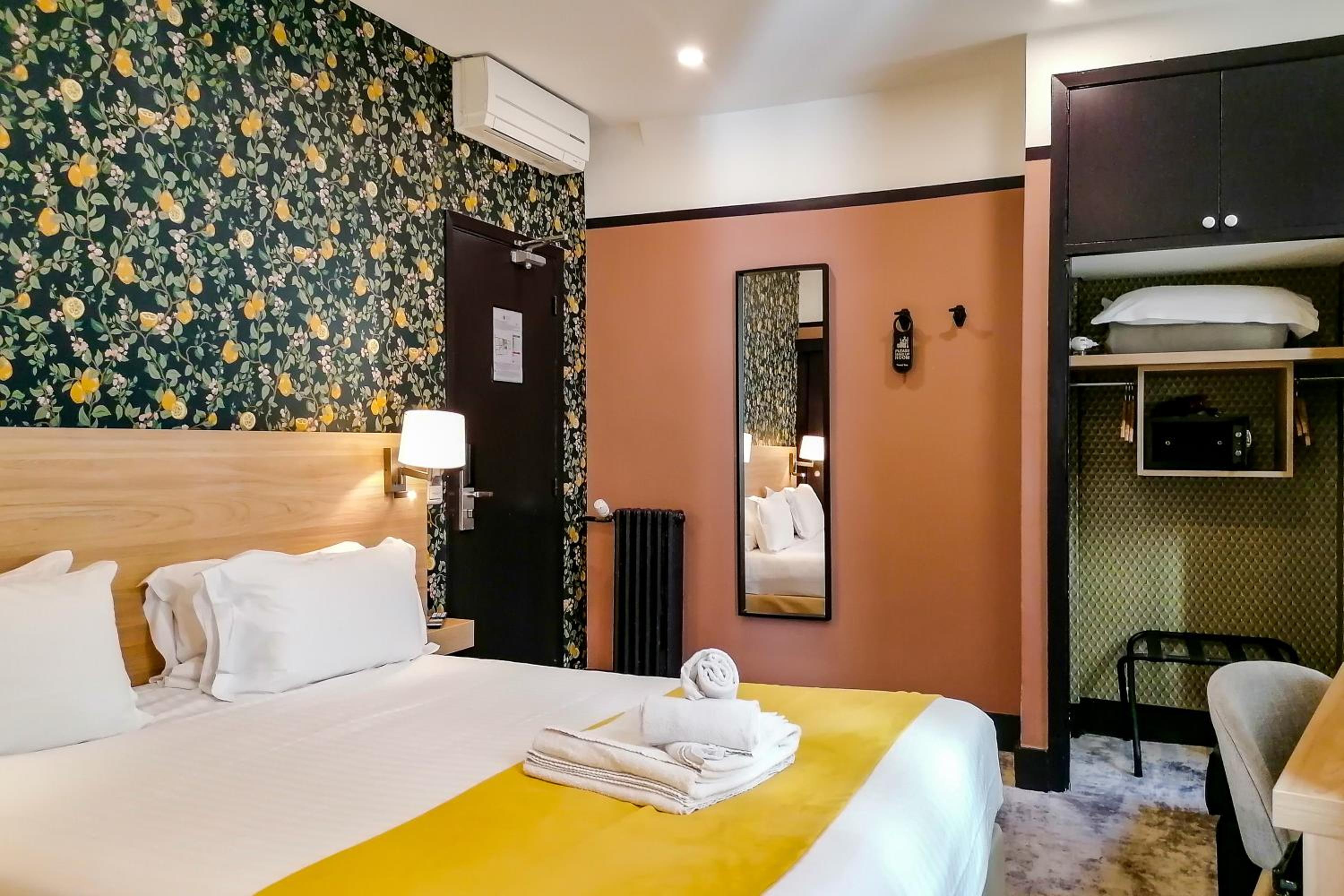 Superior Room - Photo 5