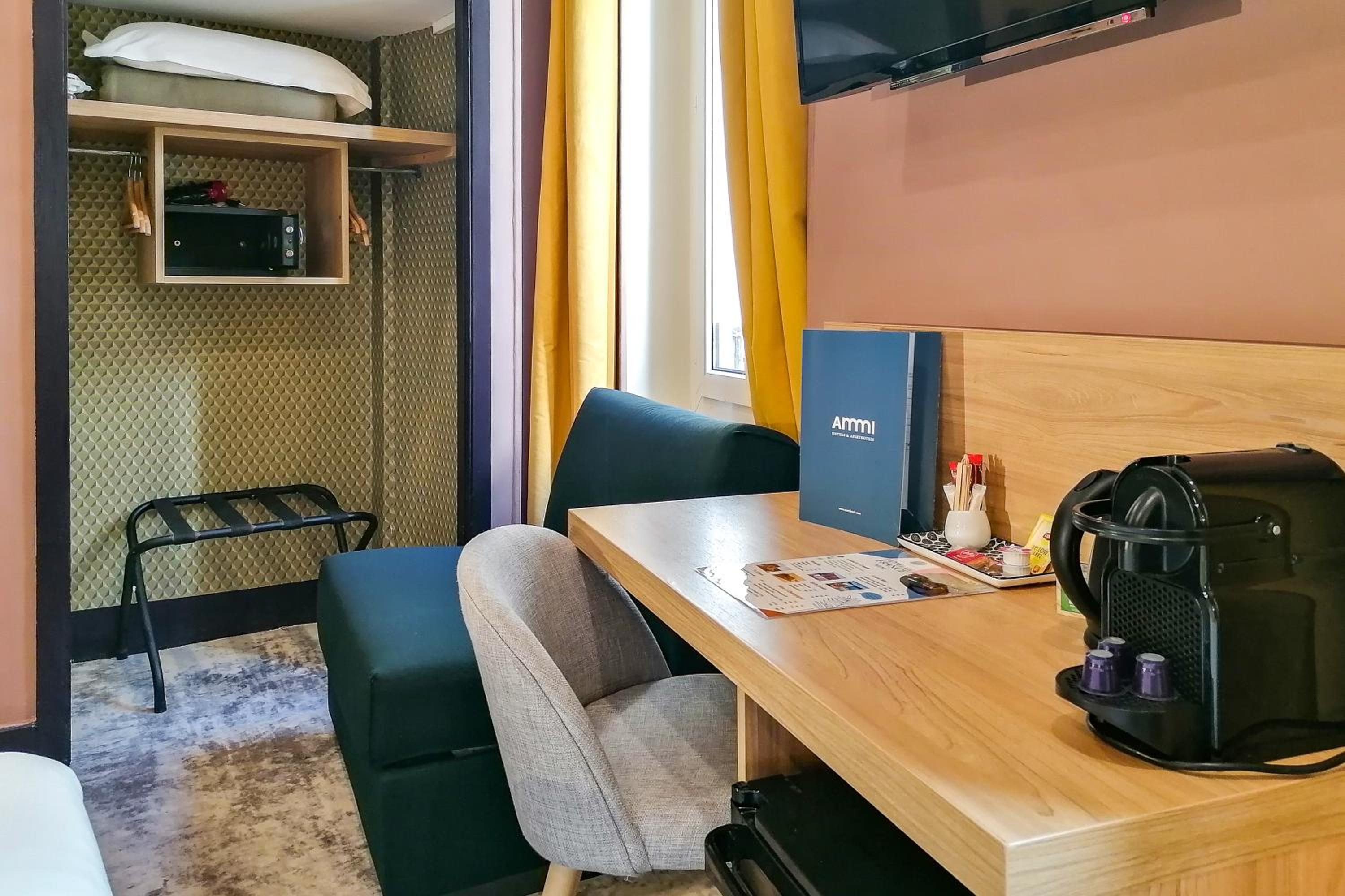 Superior Room - Photo 7