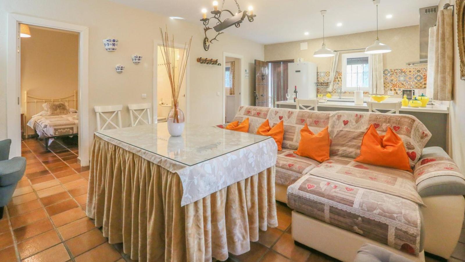 Two-Bedroom House photo 3