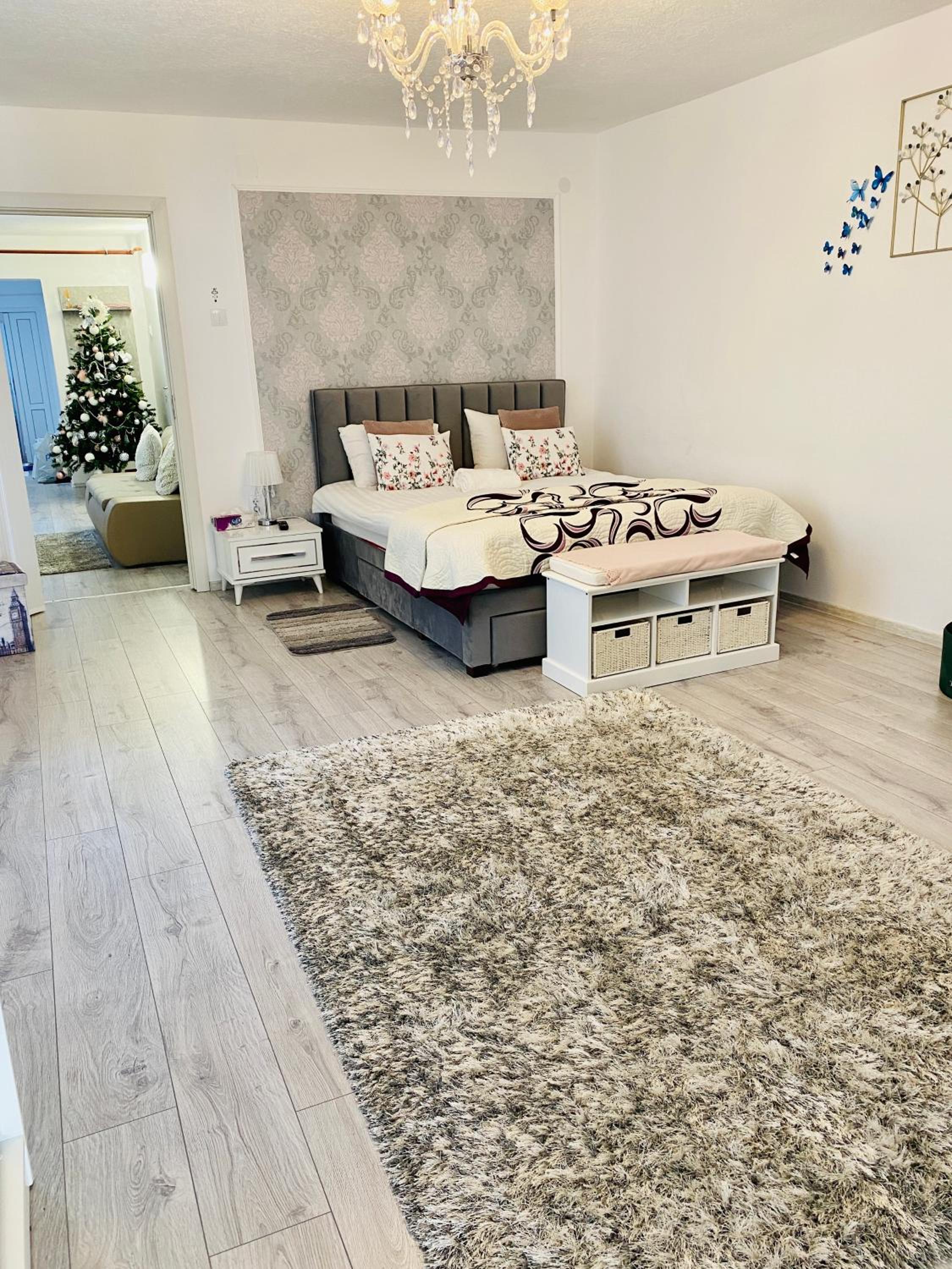 Two-Bedroom Apartment - Photo 18