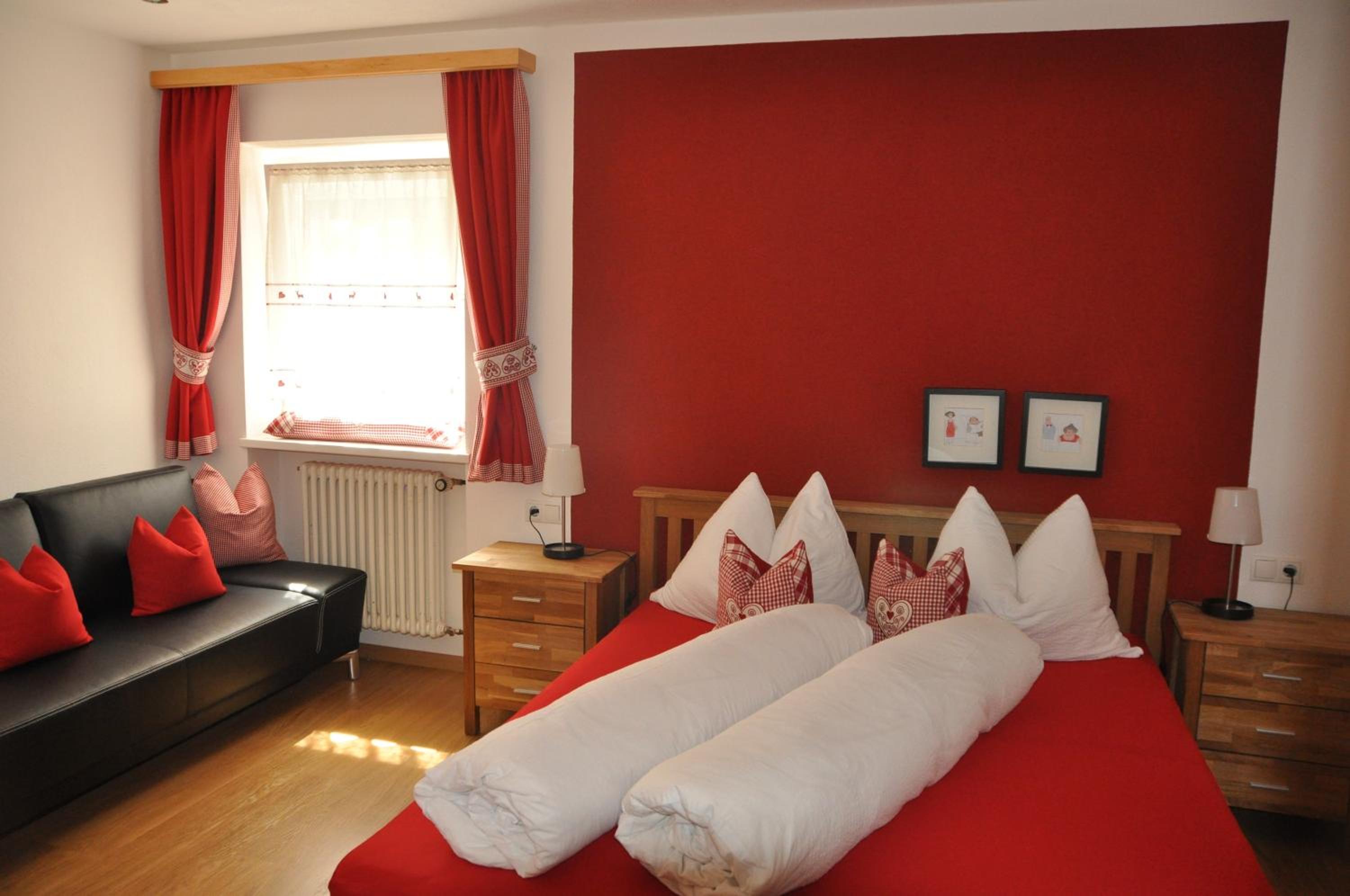 One-Bedroom Apartment (2 Adults + 2 Children)
