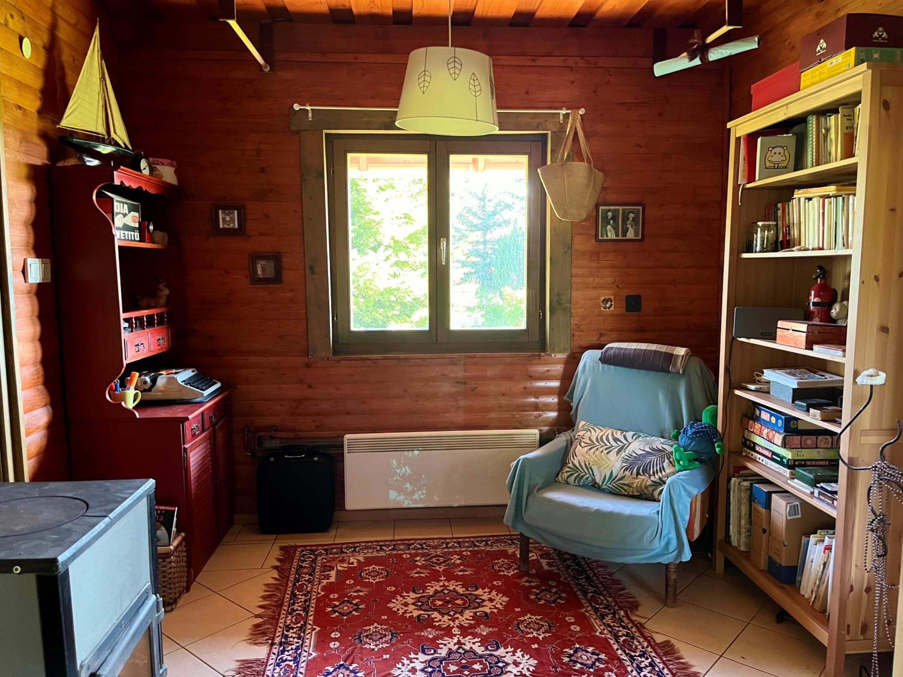 One-Bedroom House - Photo 30