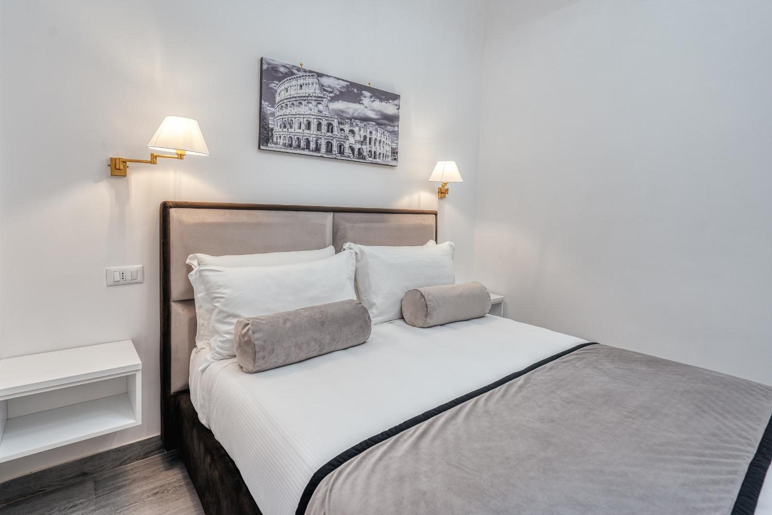 Superior King Room photo 2
