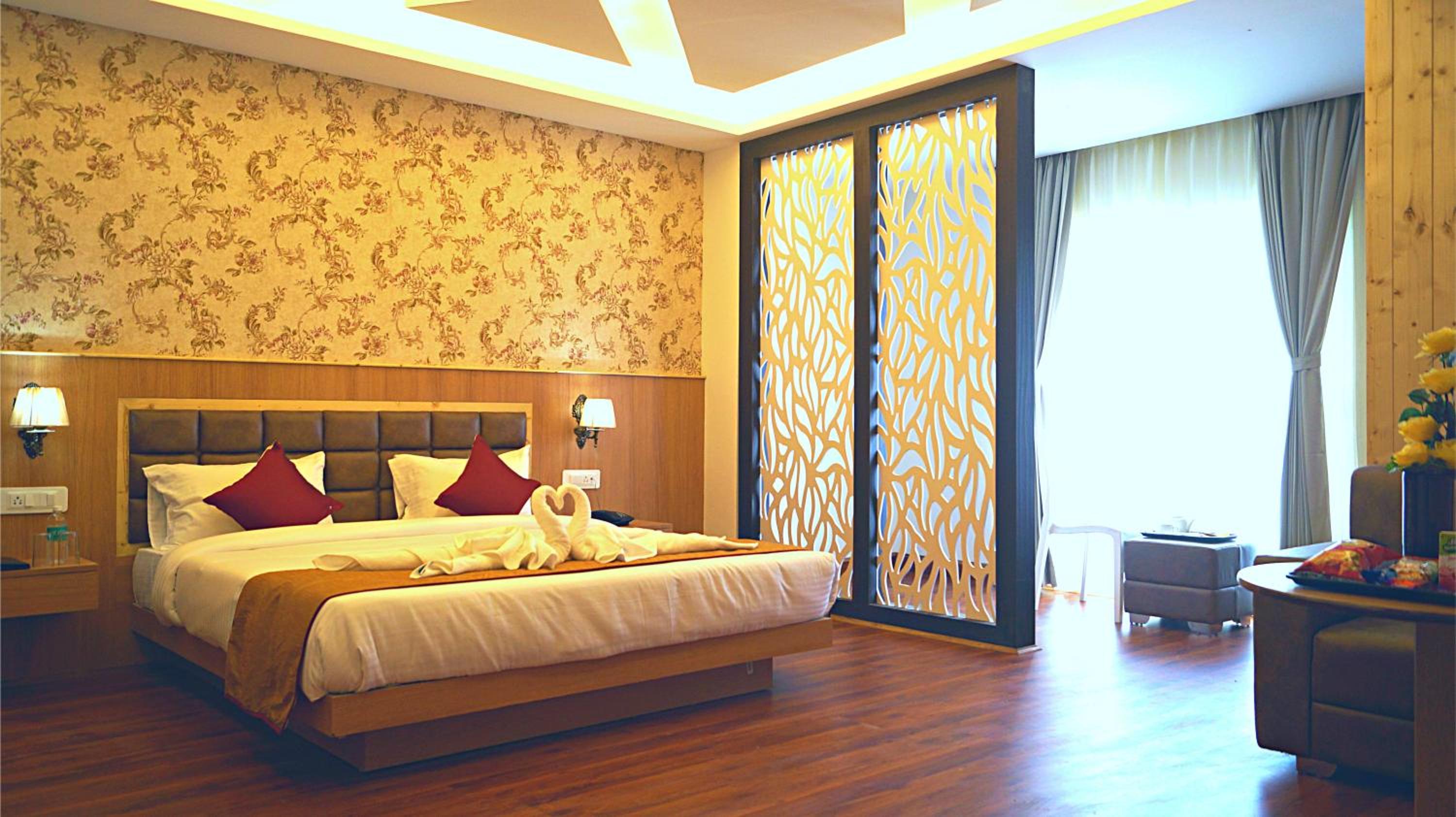 Suite With Mountain View