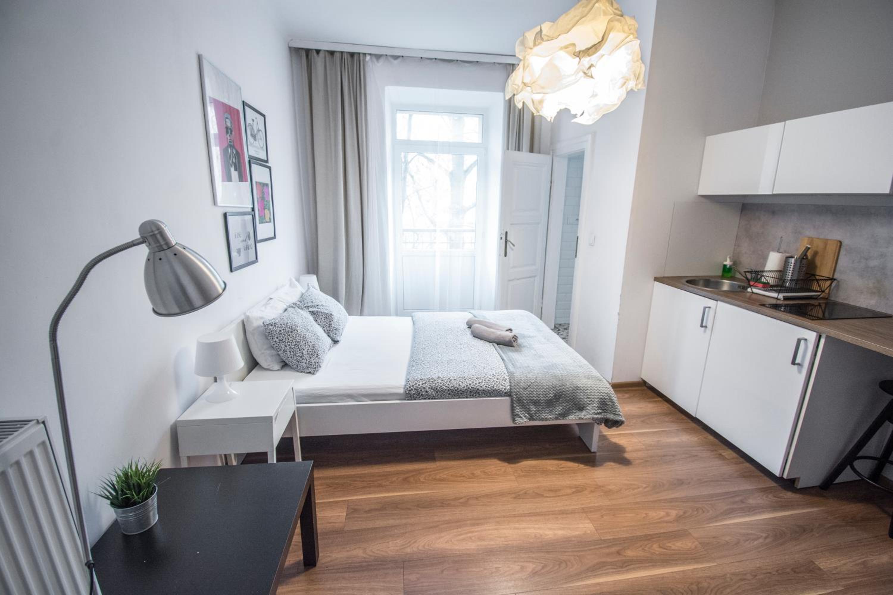 Apartment photo 1