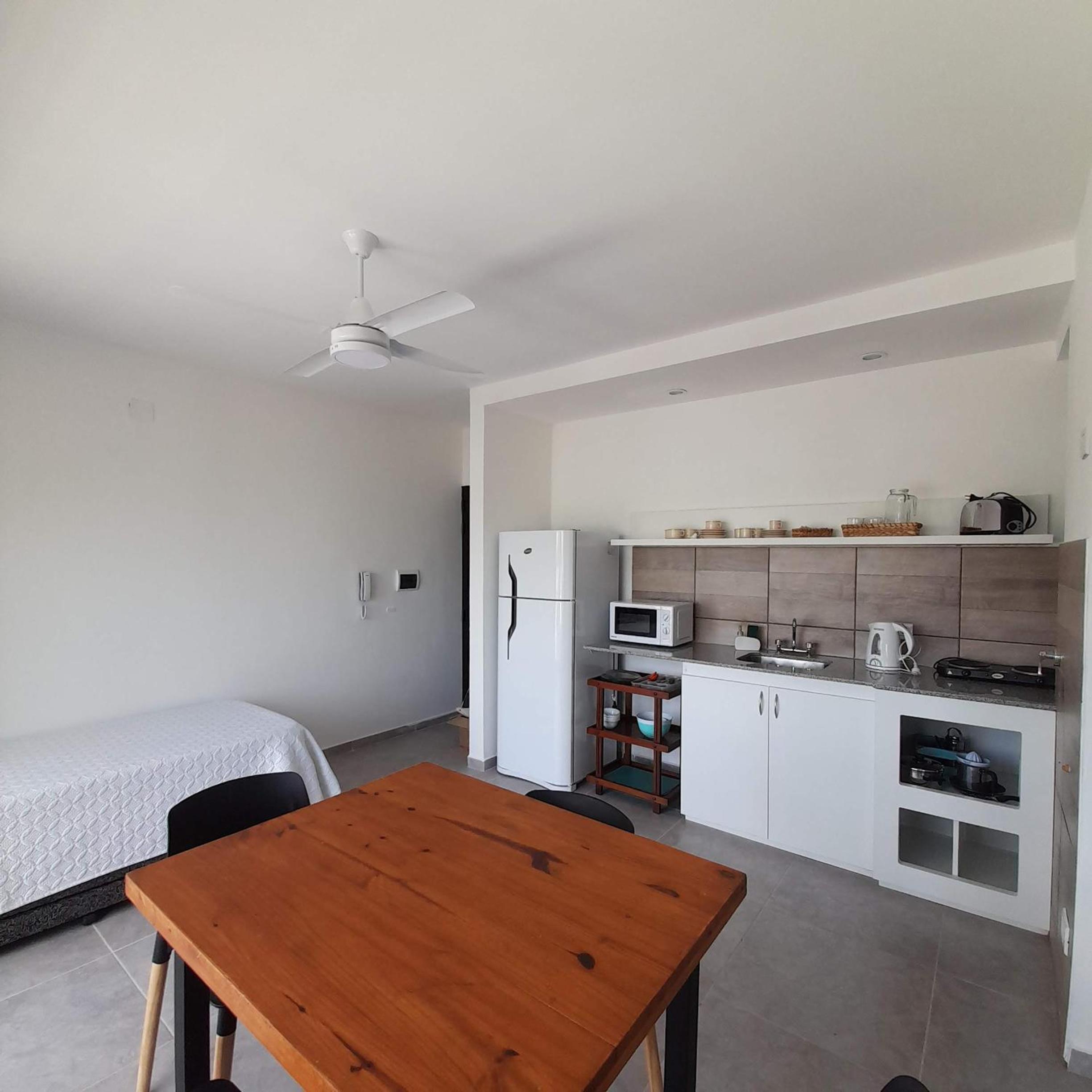 One-Bedroom Apartment photo 2