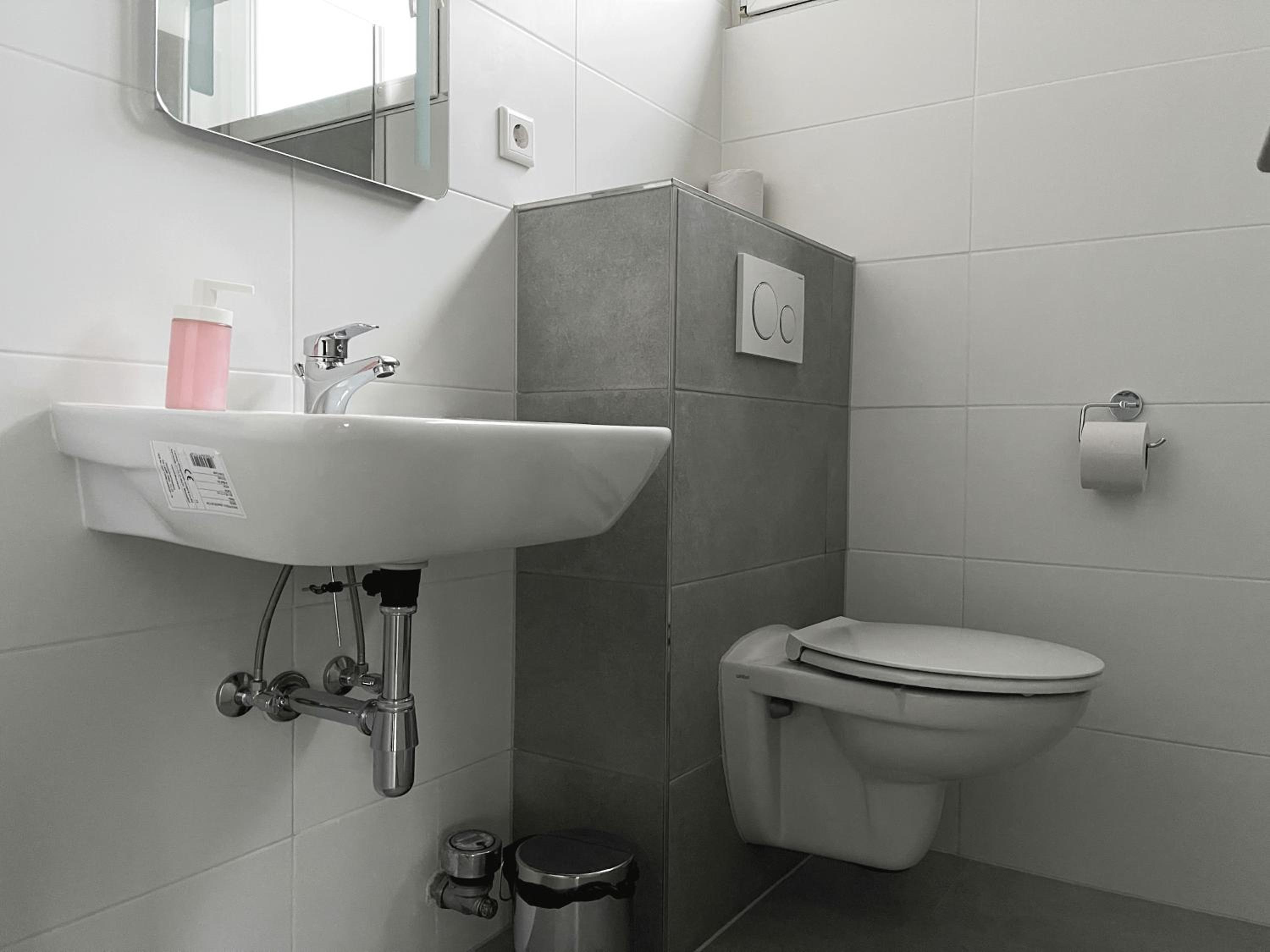 Deluxe Double Studio - Photo 8