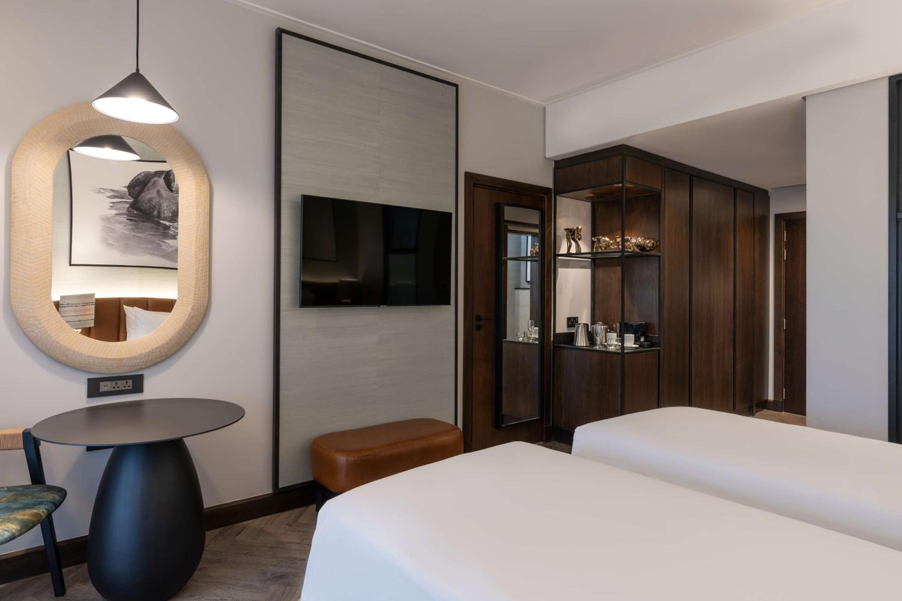 Family Stay with Two Connected Rooms and Terrace