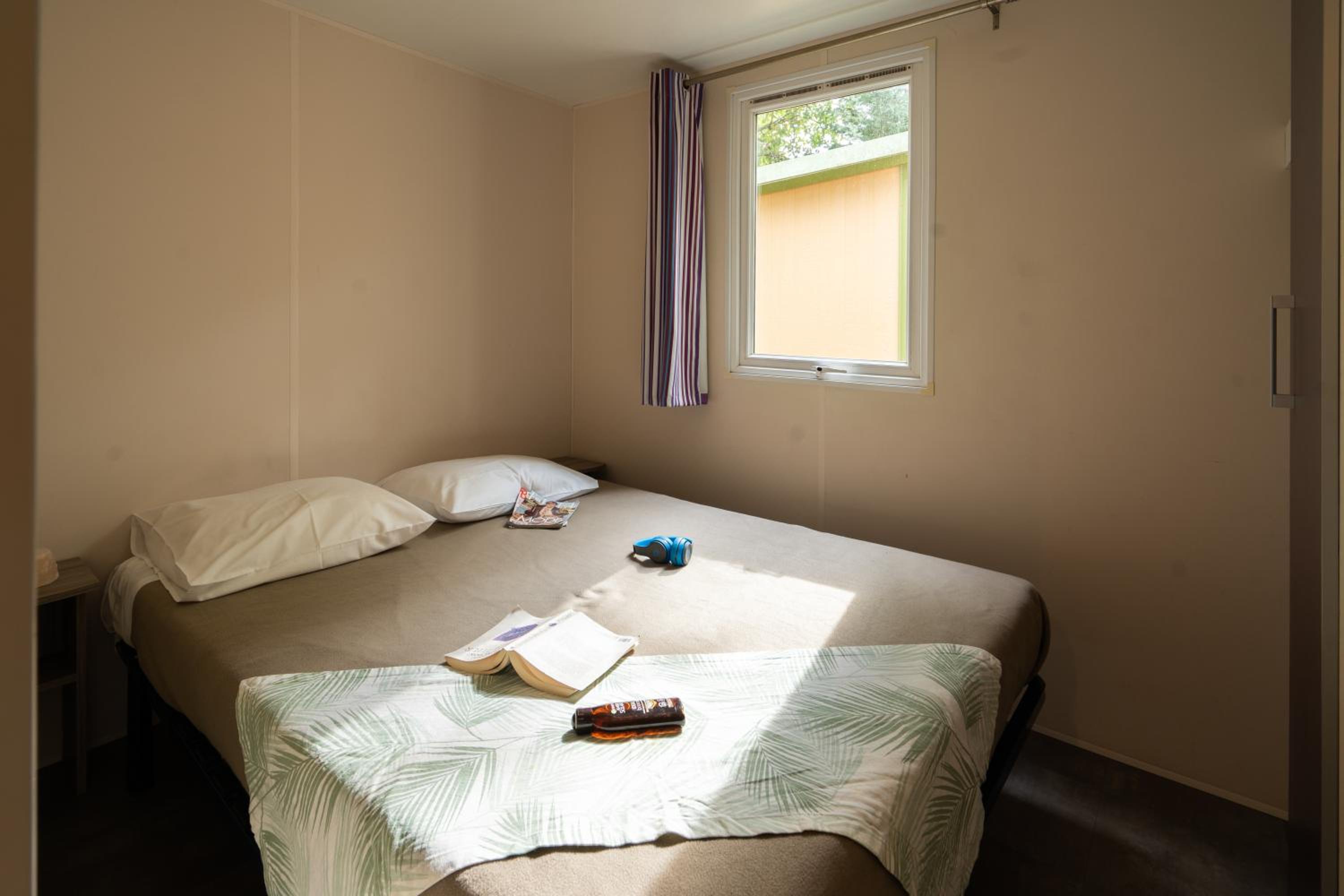 Comfort Mobile Home (5 Adults) photo 3