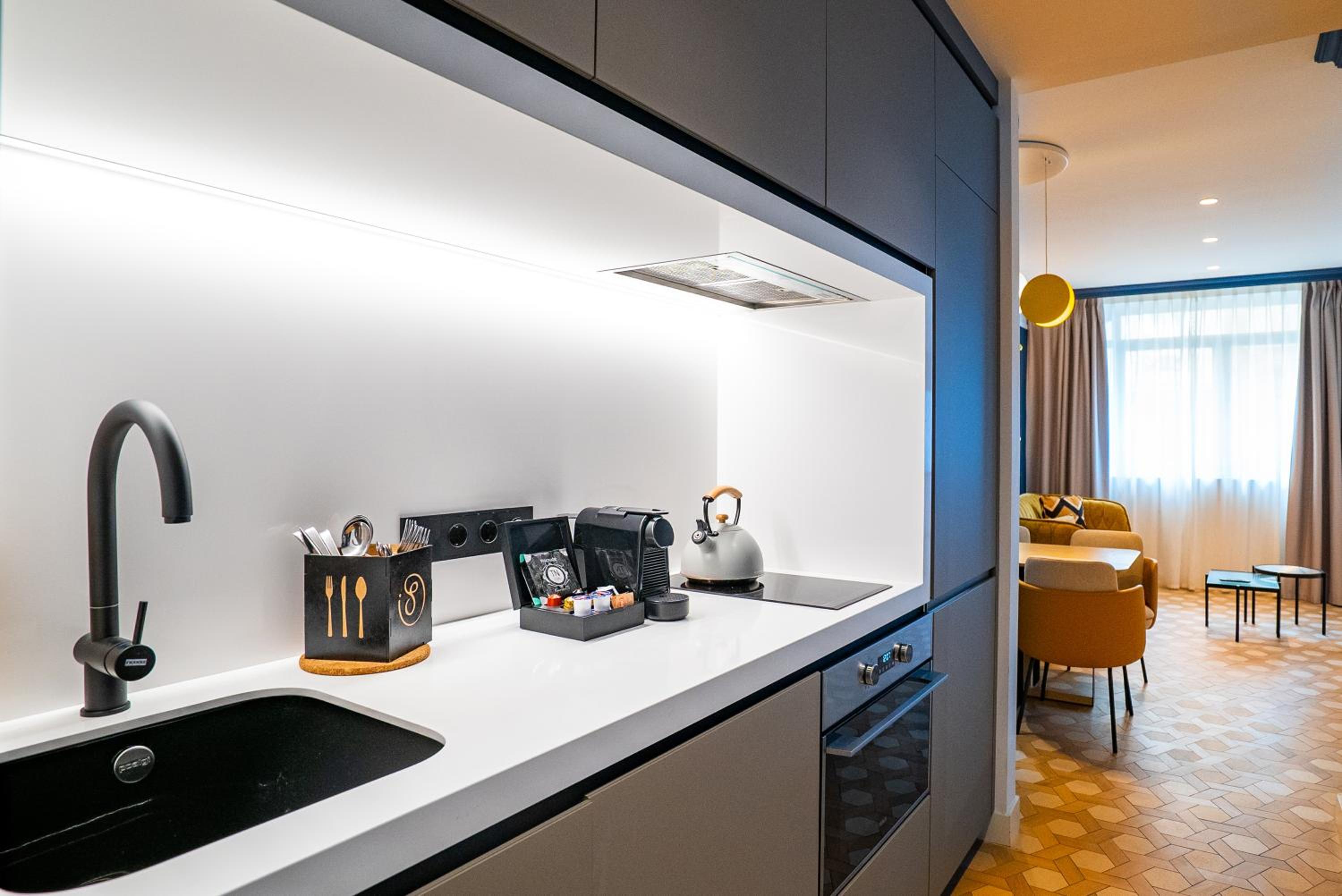 Superior Apartment - Photo 6