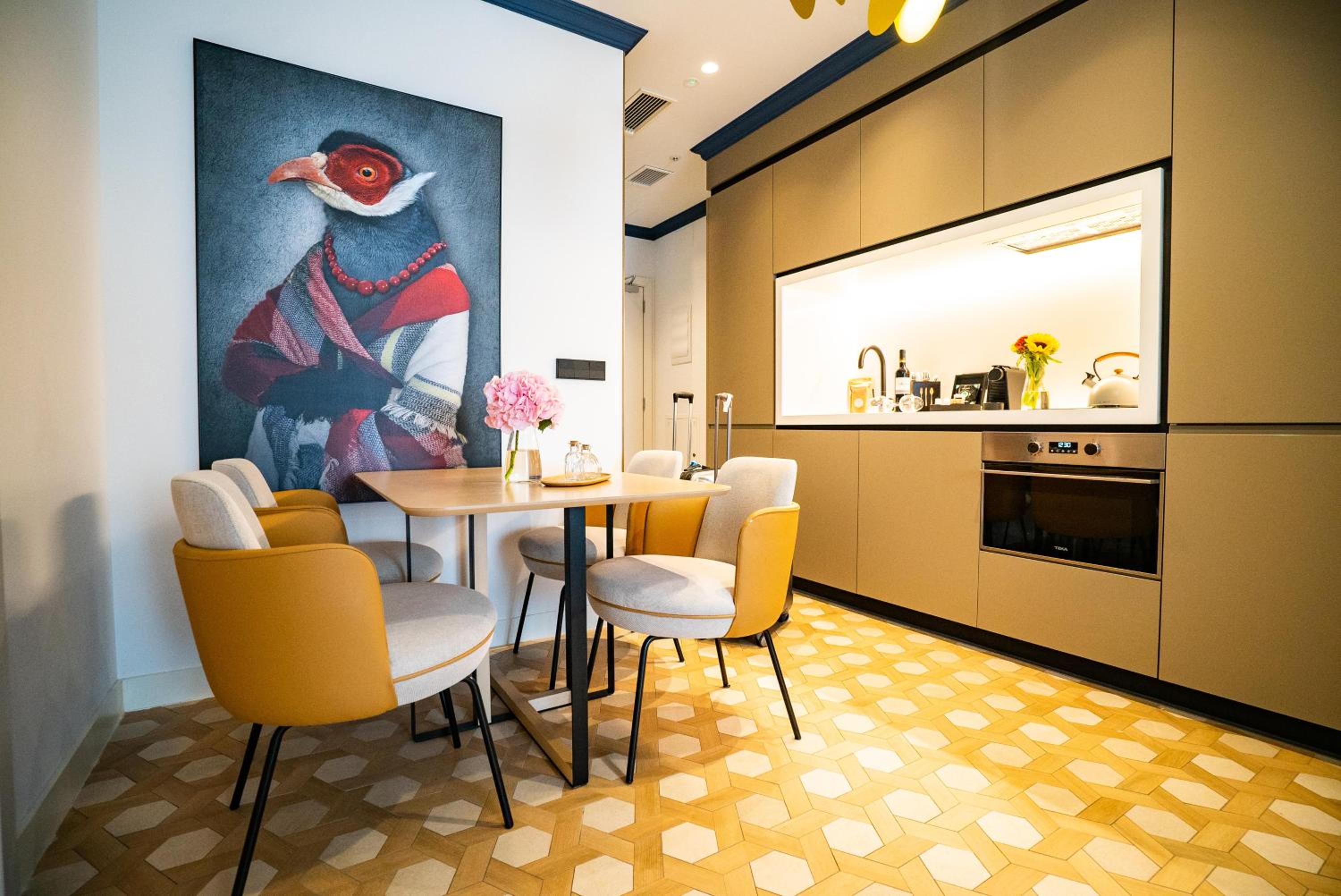 Two-Bedroom Apartment - Photo 19