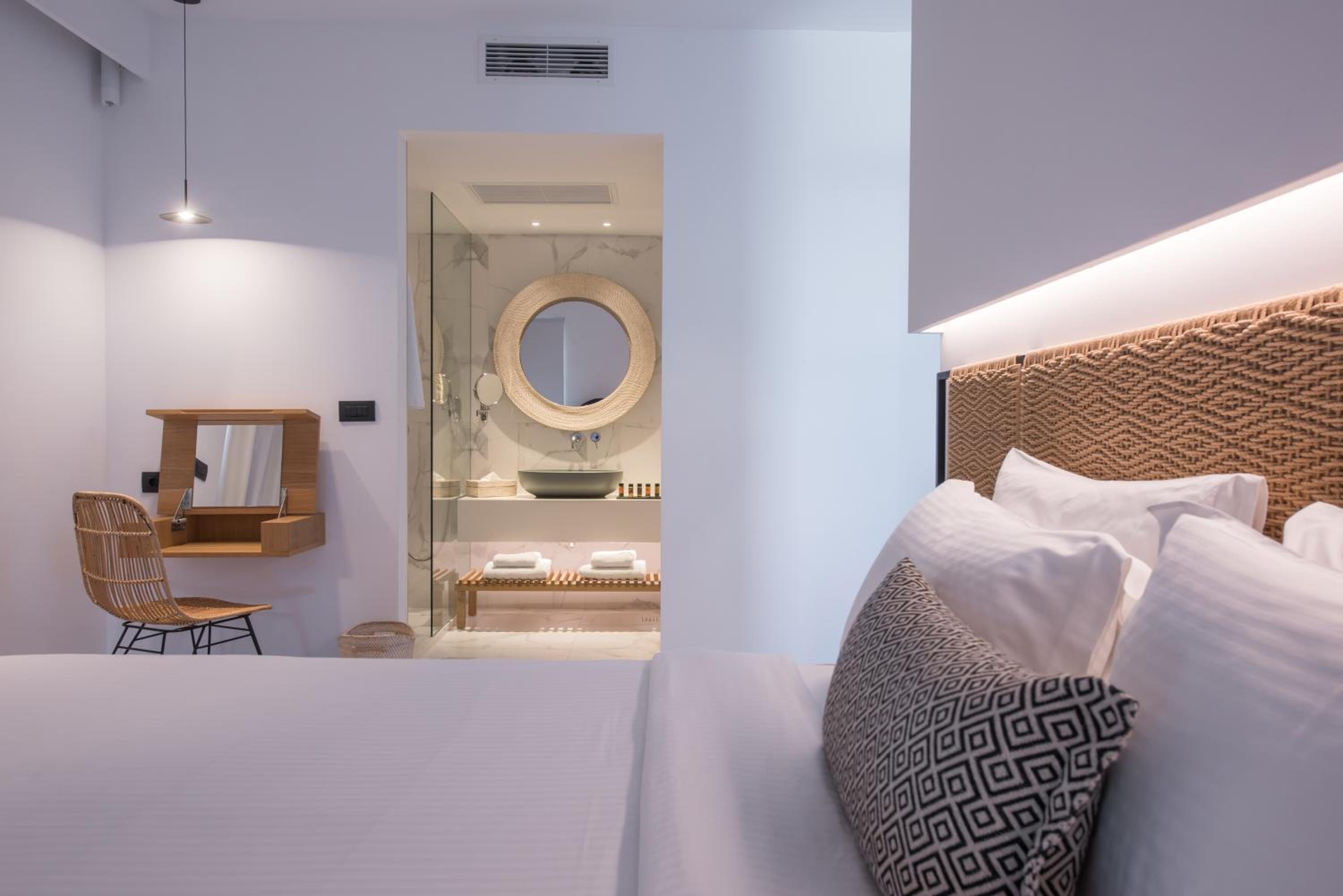 Junior Suite with Sea View photo 2