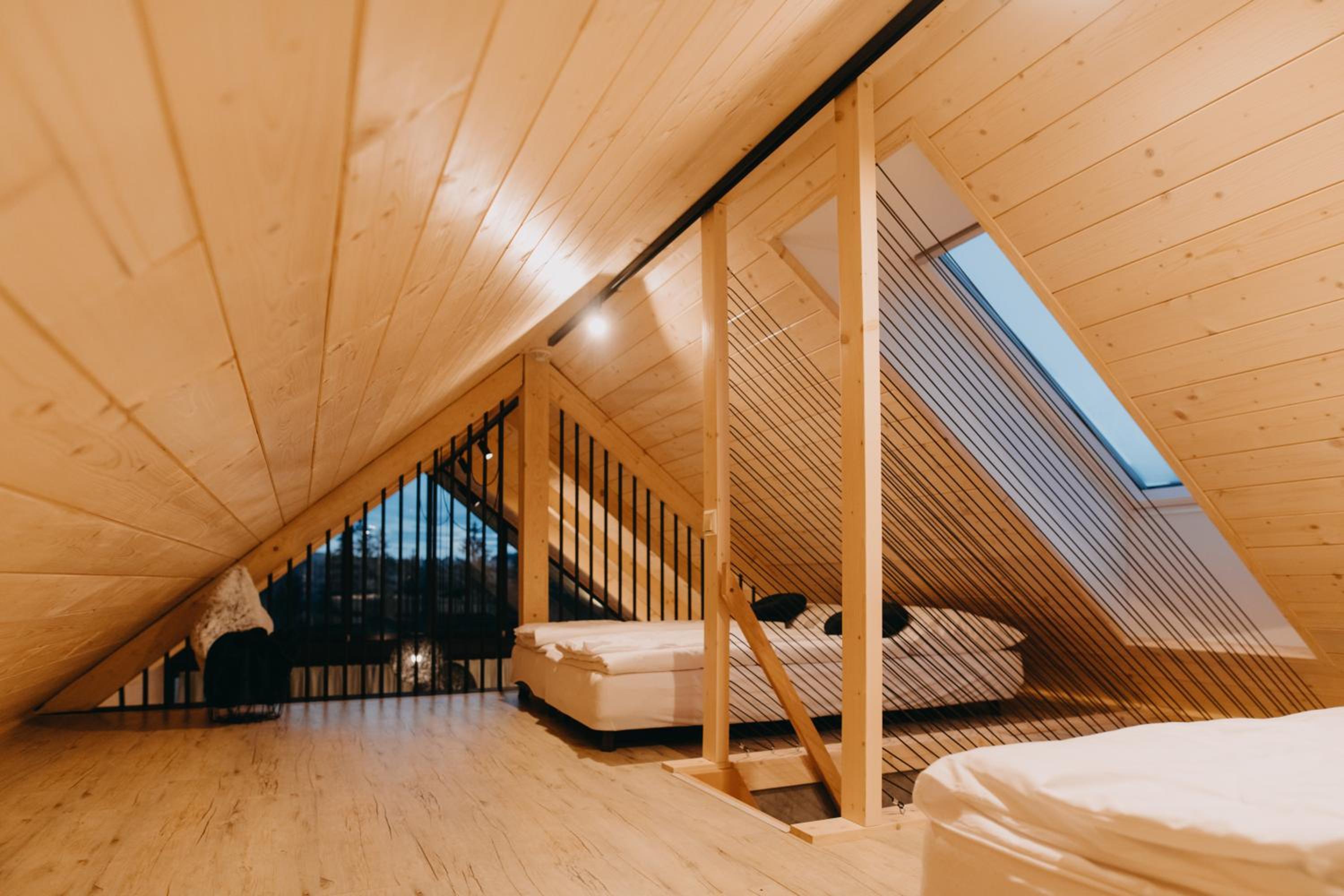 Four-Bedroom Chalet with Jacuzzi - Photo 9