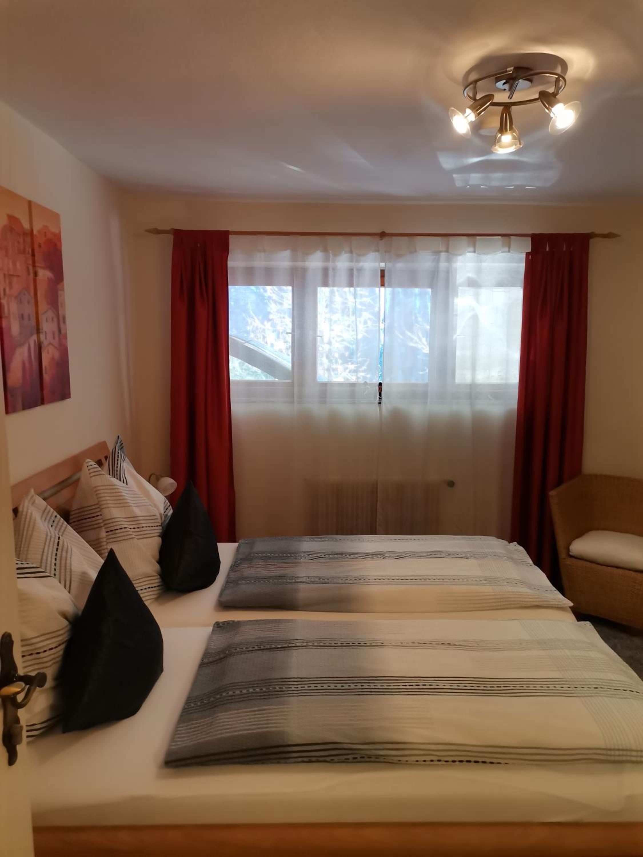 Apartment with Mountain View photo 1