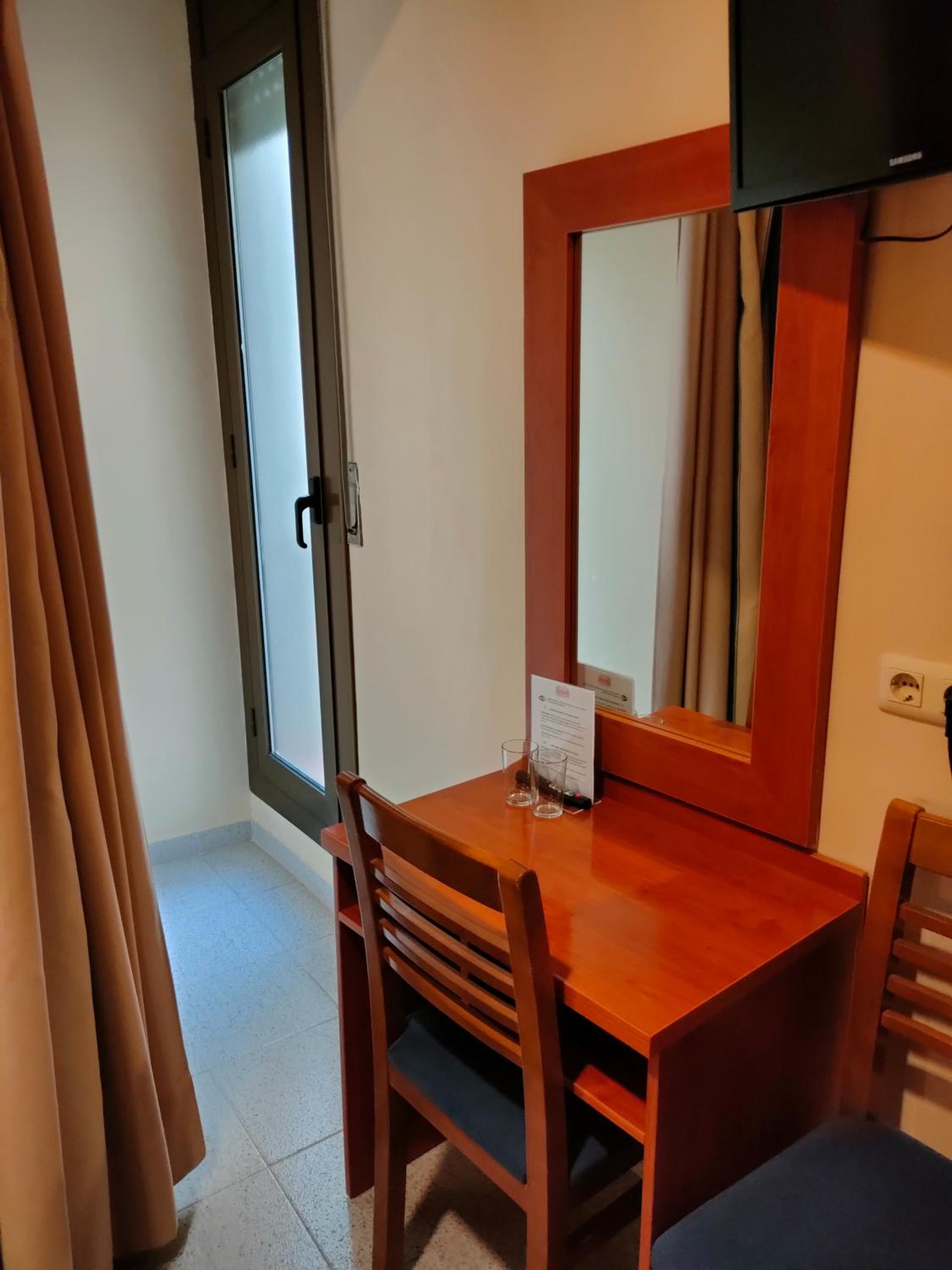 Habitación Doble Pequeña