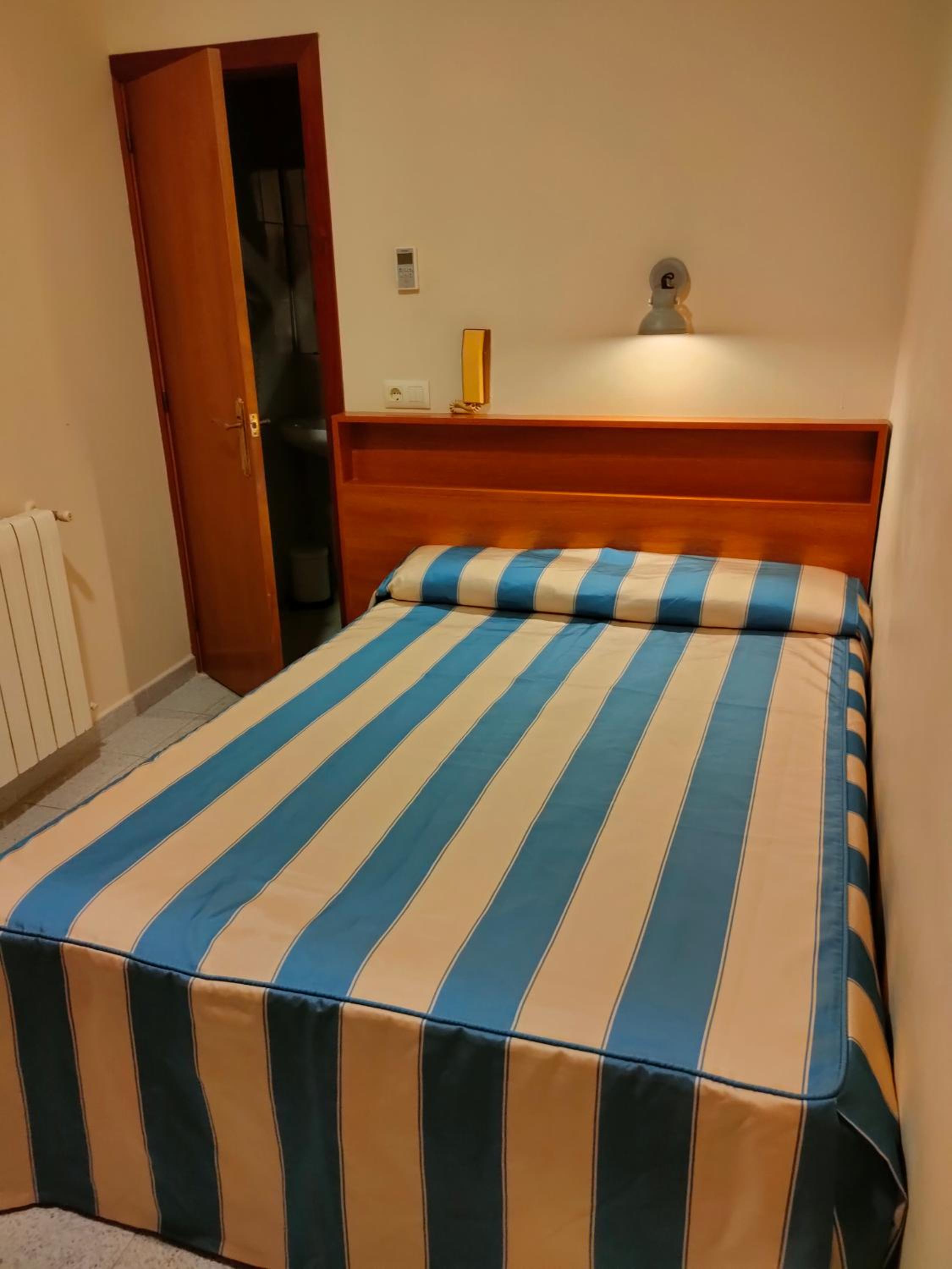Small Double Room photo 3