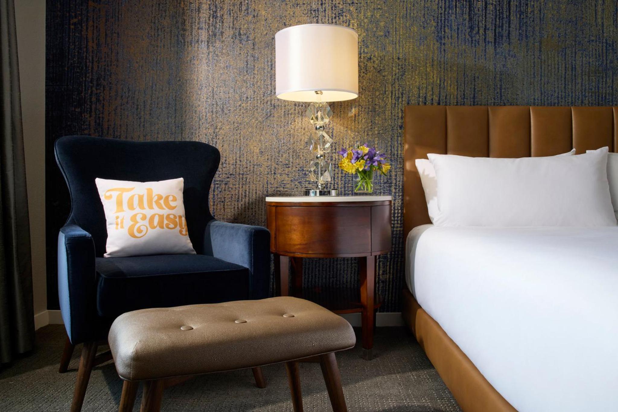 Classic King Room - Photo 3