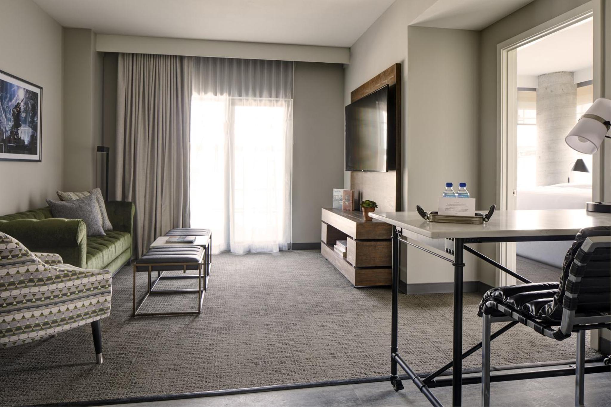 Archerâs Den Hearing Accessible Suite with Balcony - Photo 1