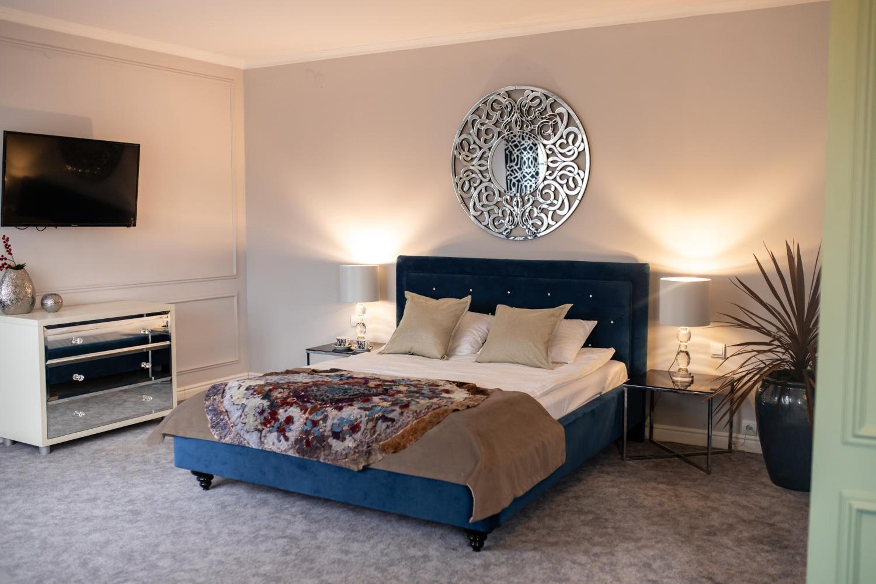 Suite with Terrace - Photo 1