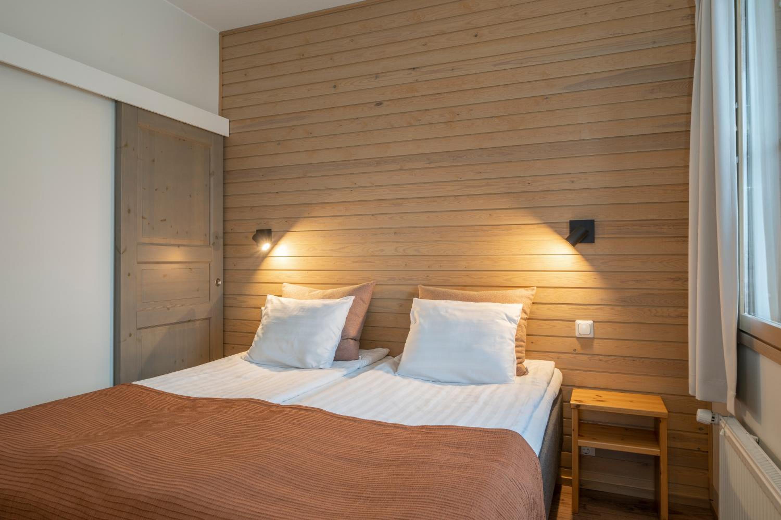 Two-Bedroom Apartment - Photo 3