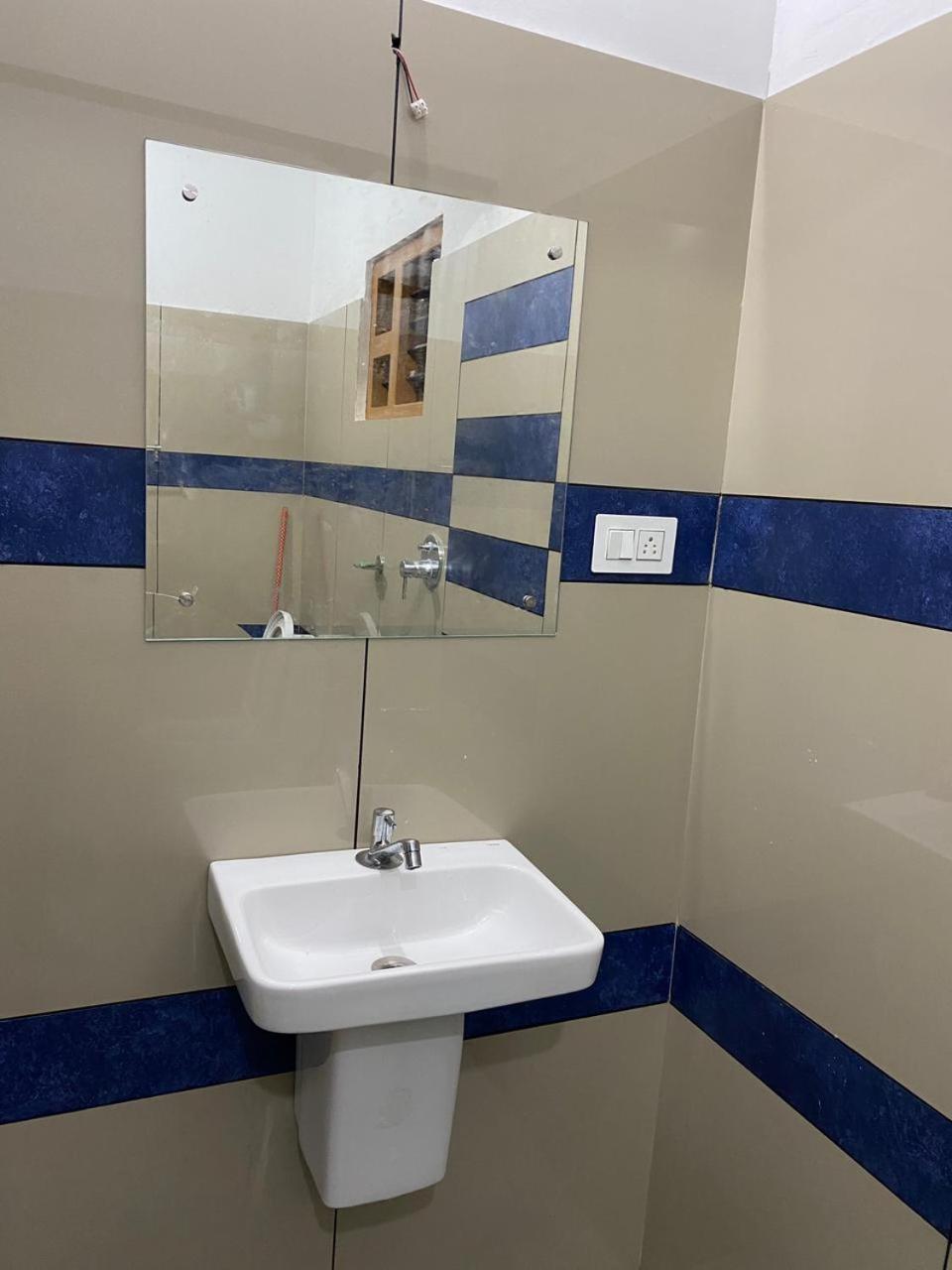 Standard Double Room with Fan photo 2