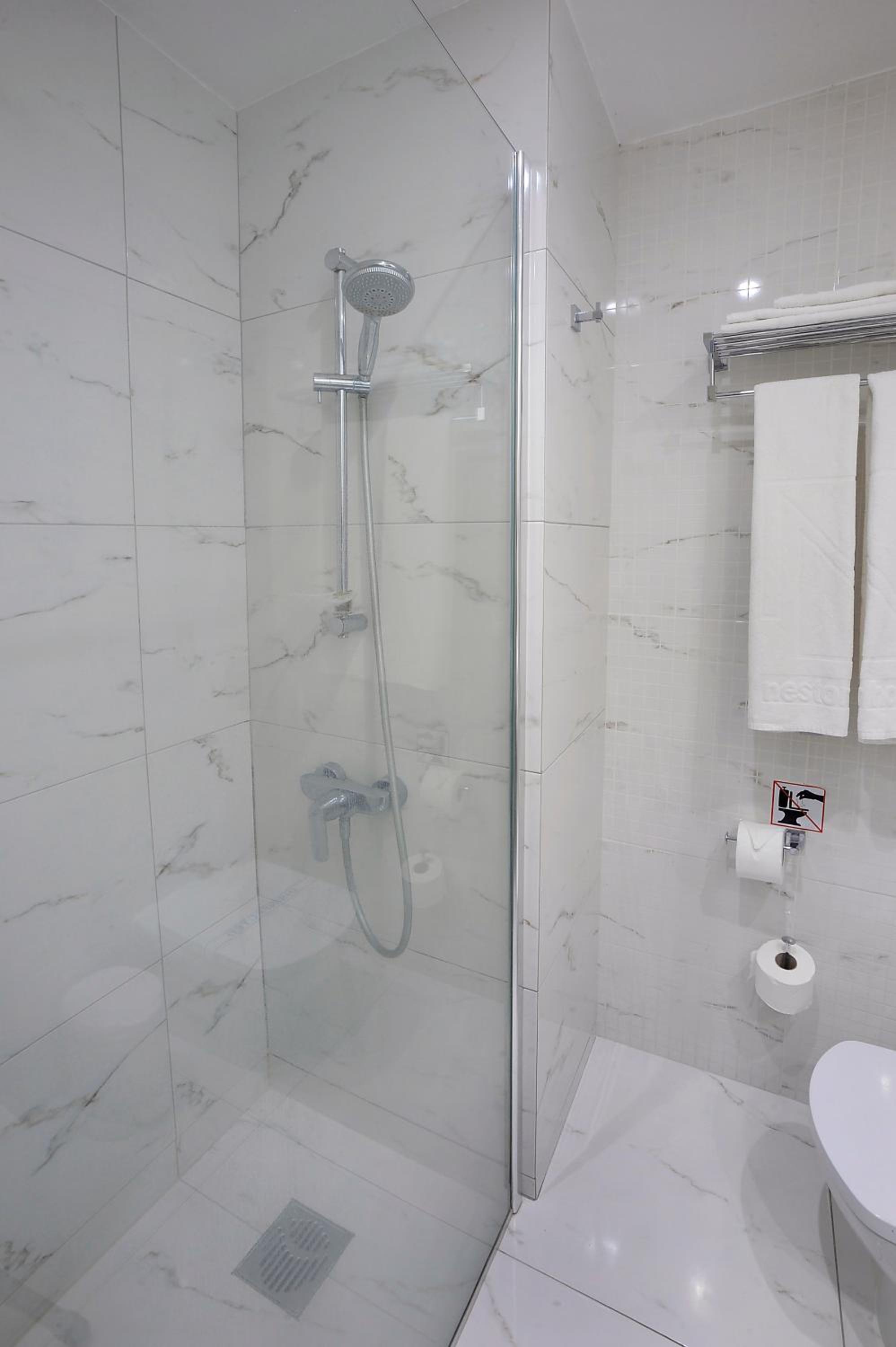 Superior Double or Twin Room with Inland View - Photo 3