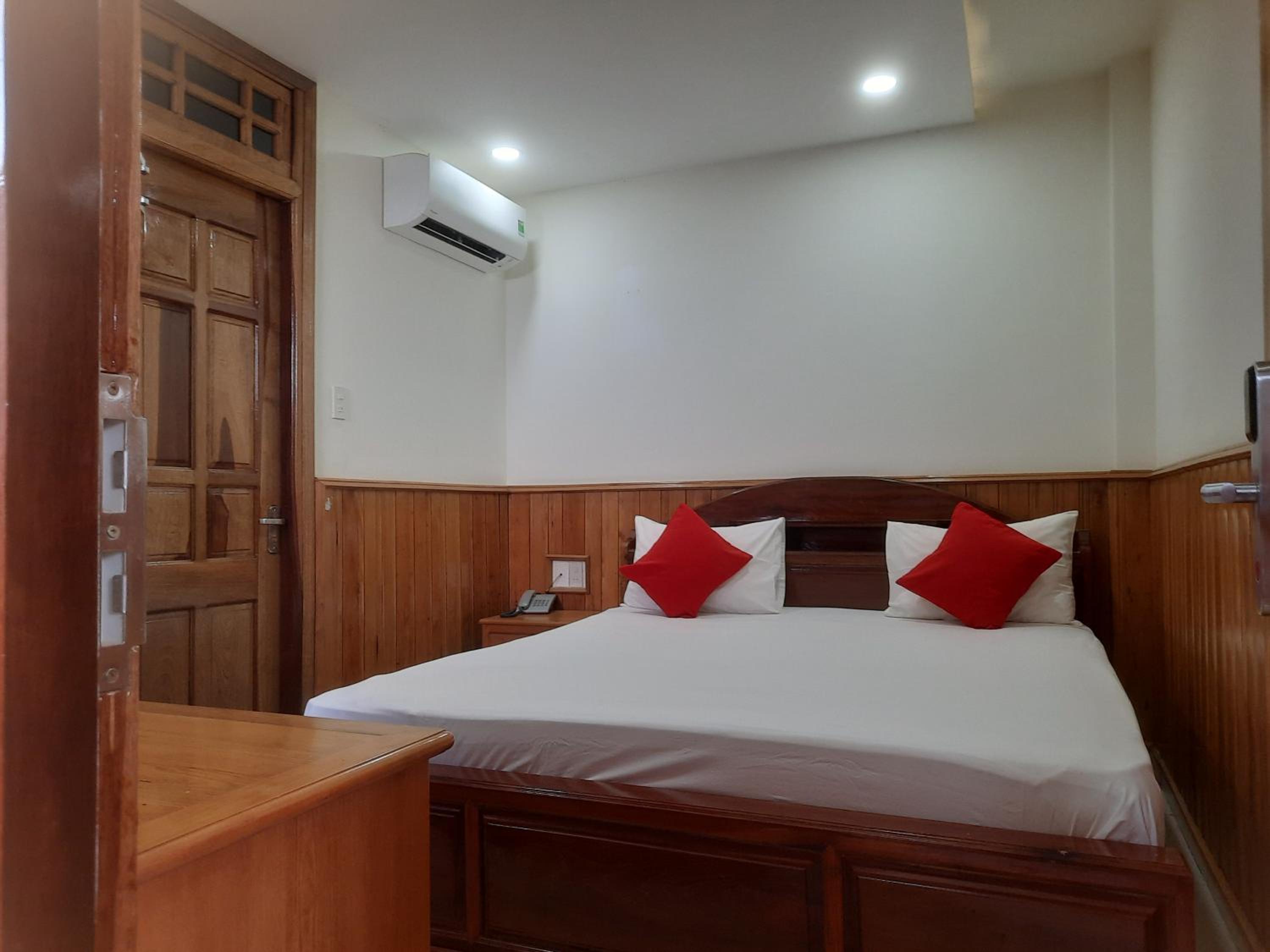 Standard Double Room - Photo 4
