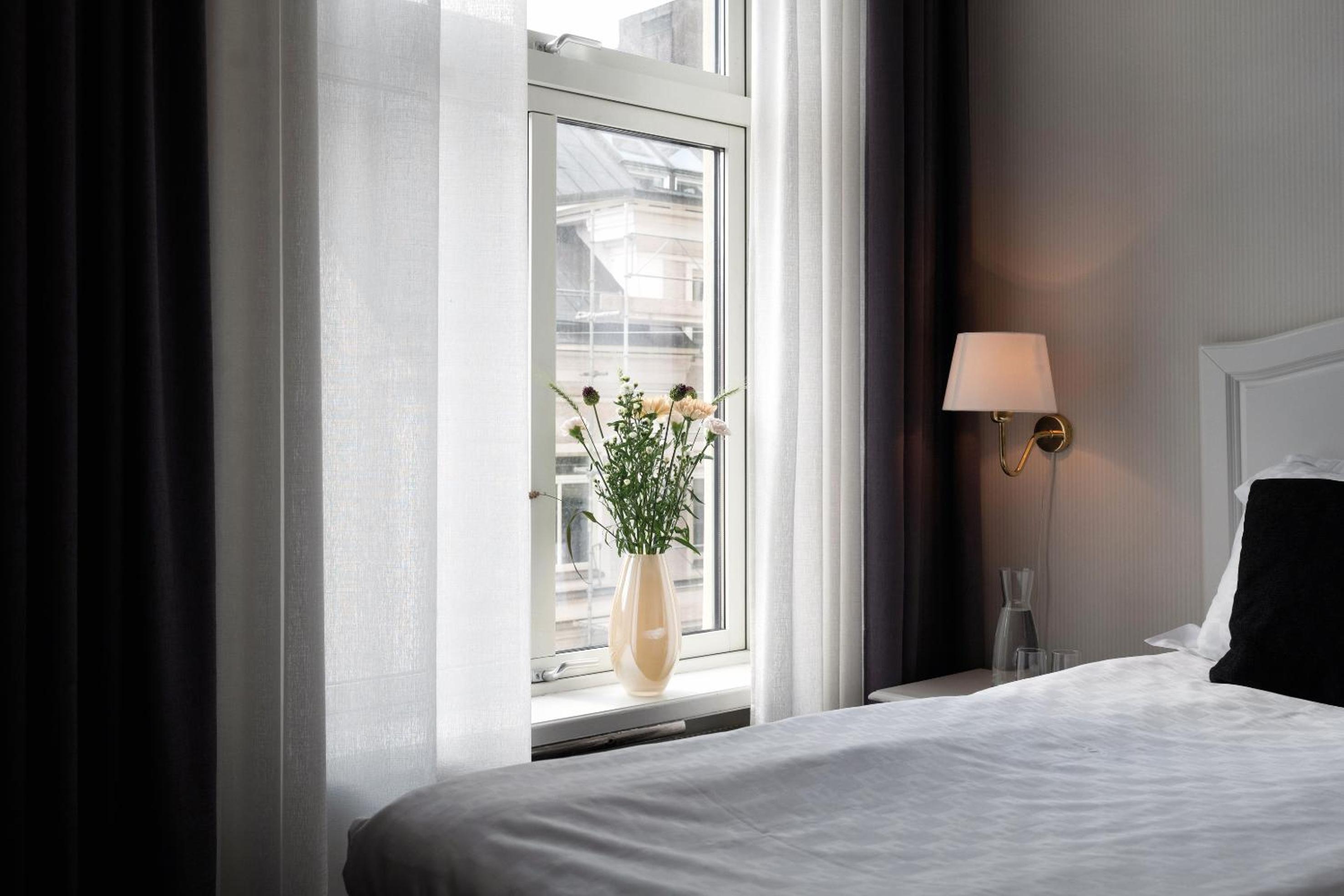 Superior Room - Photo 11