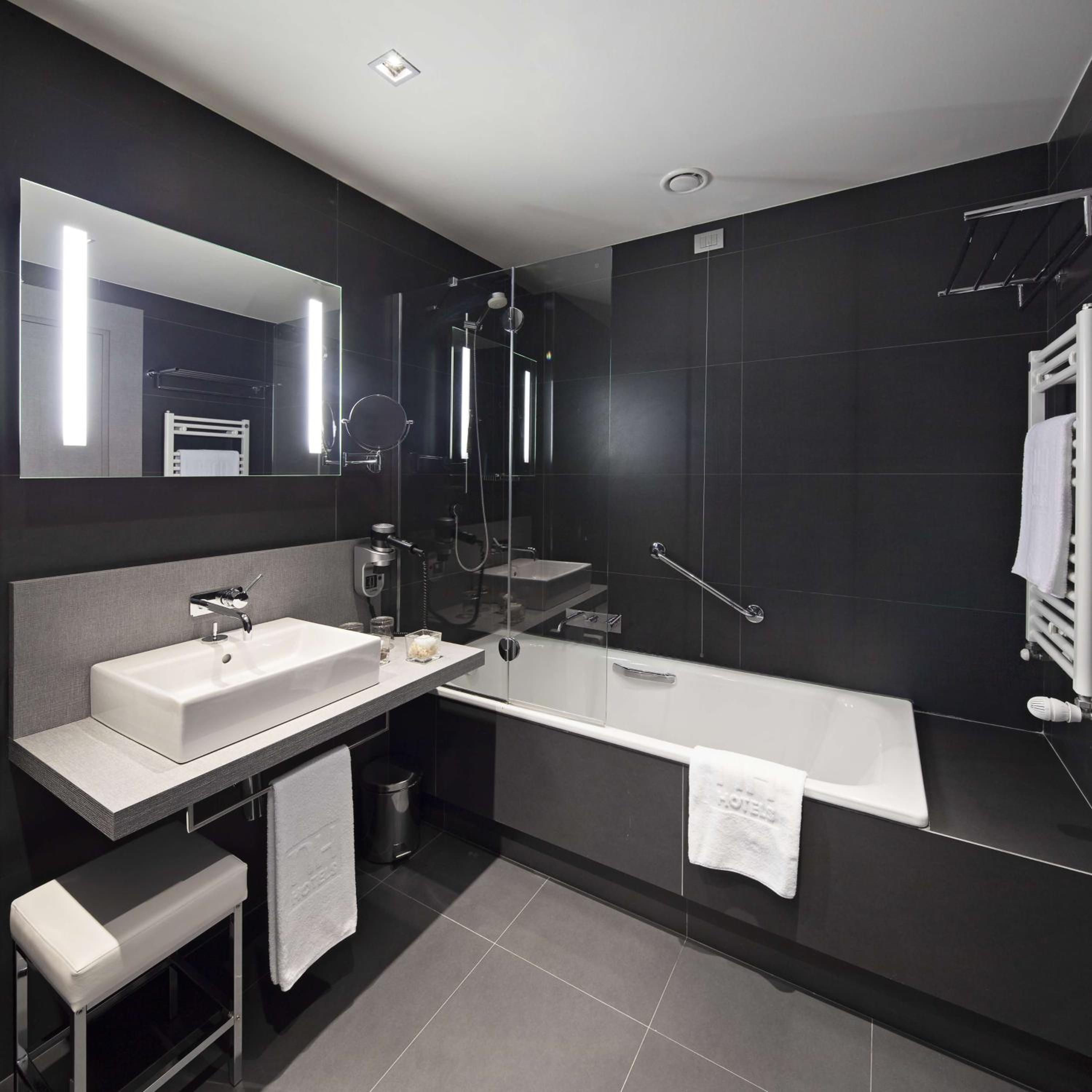 Standard Double Or Twin Room Dinner Package photo 3