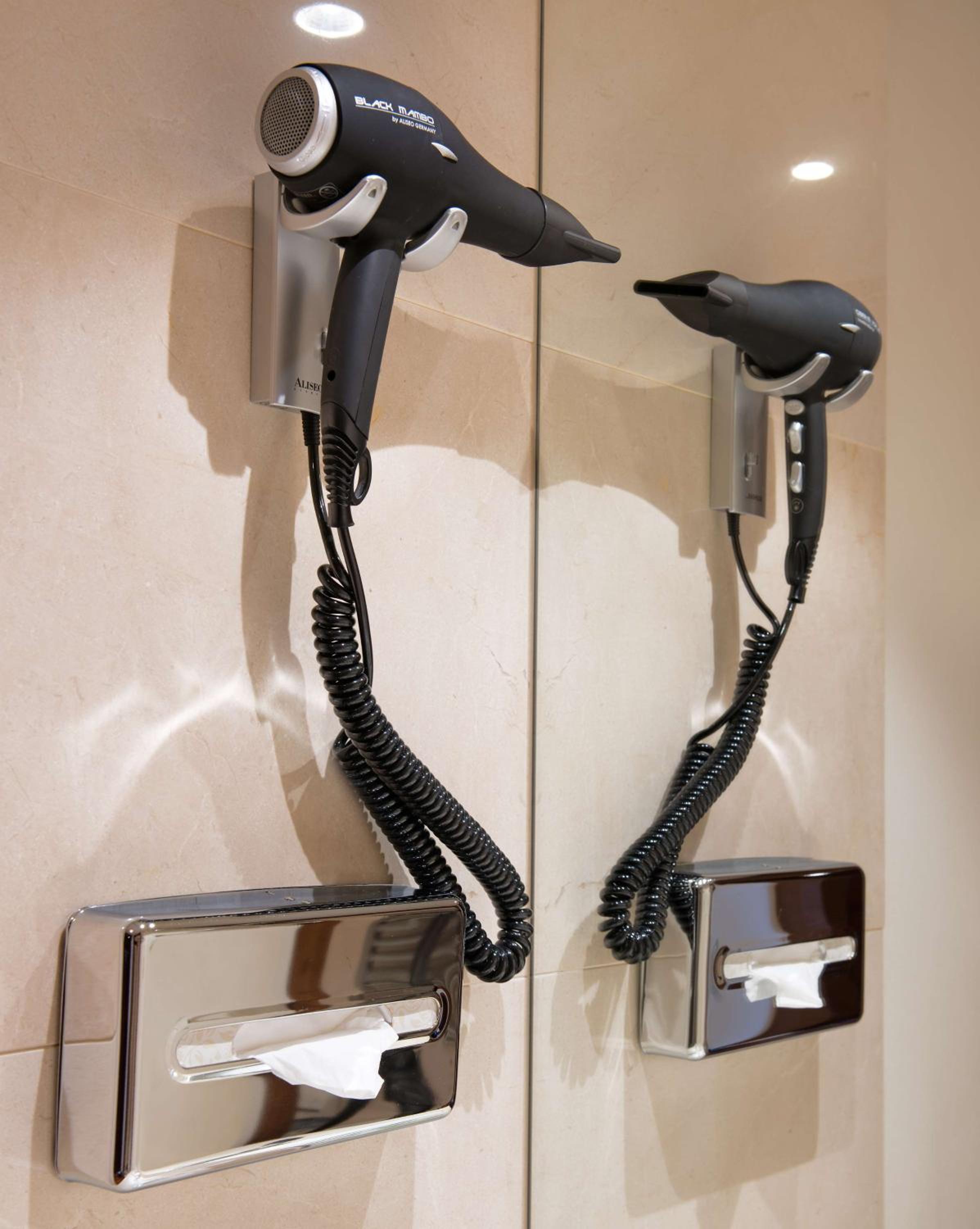 Standard Double Or Twin Room With Terrace thumbnail 5