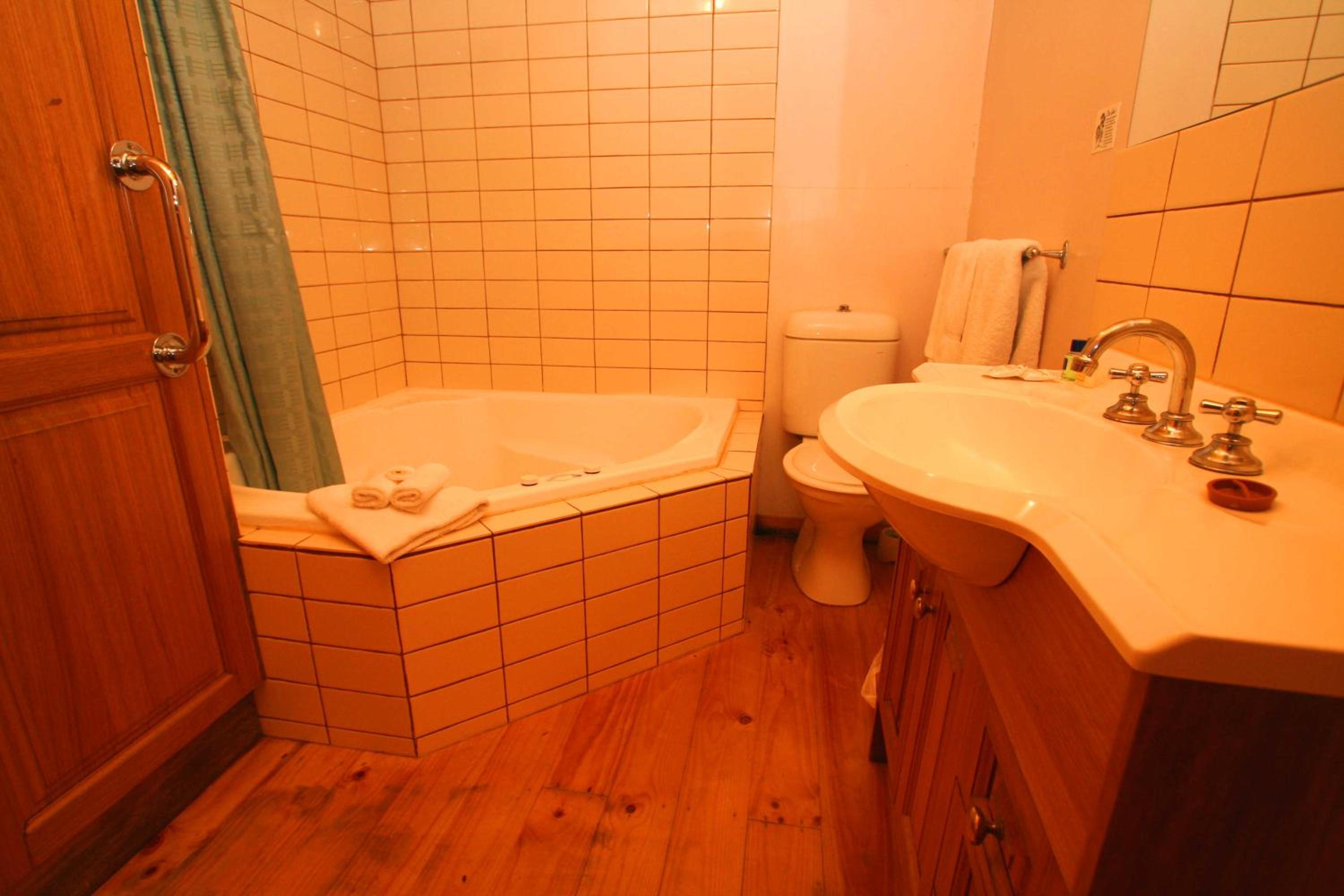 Cottage thumbnail 6