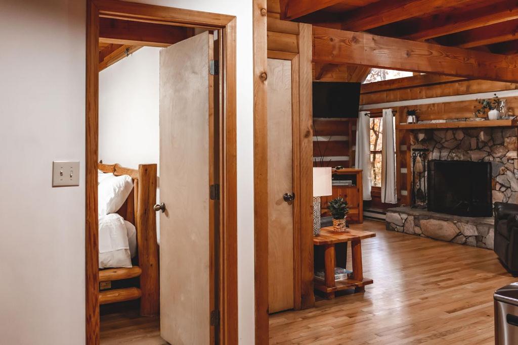One-Bedroom House photo 1