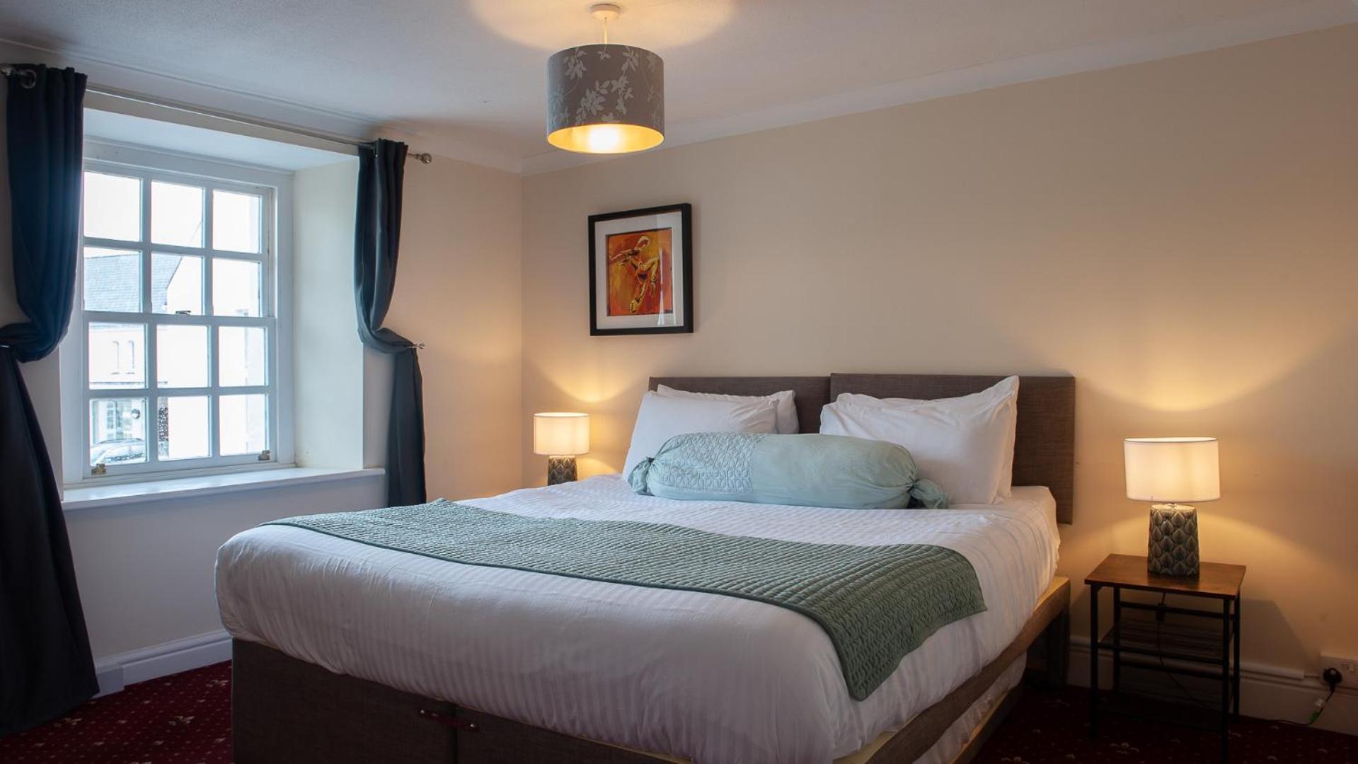 Quadruple Room with Bathroom - Photo 11