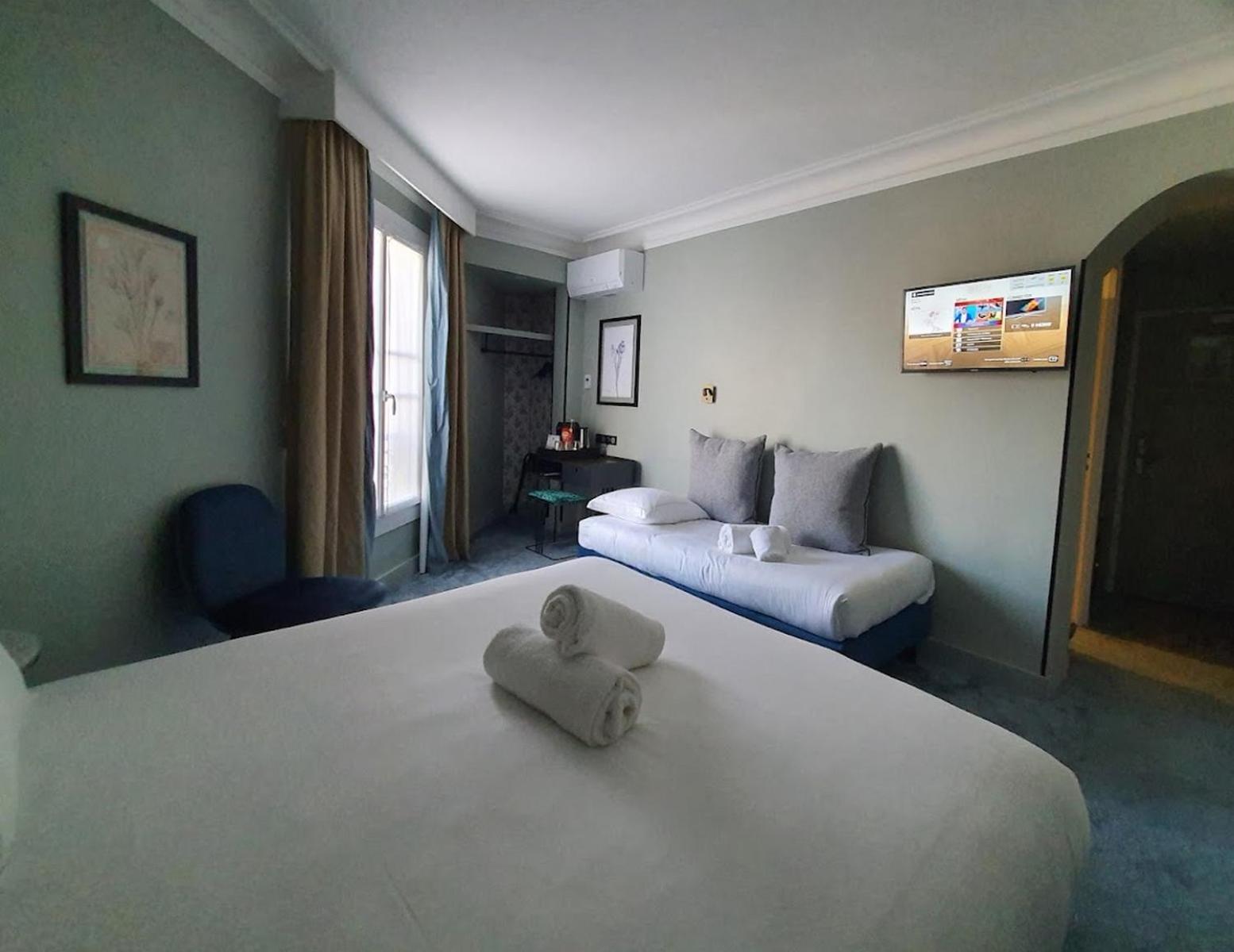 Triple Deluxe Room photo 1