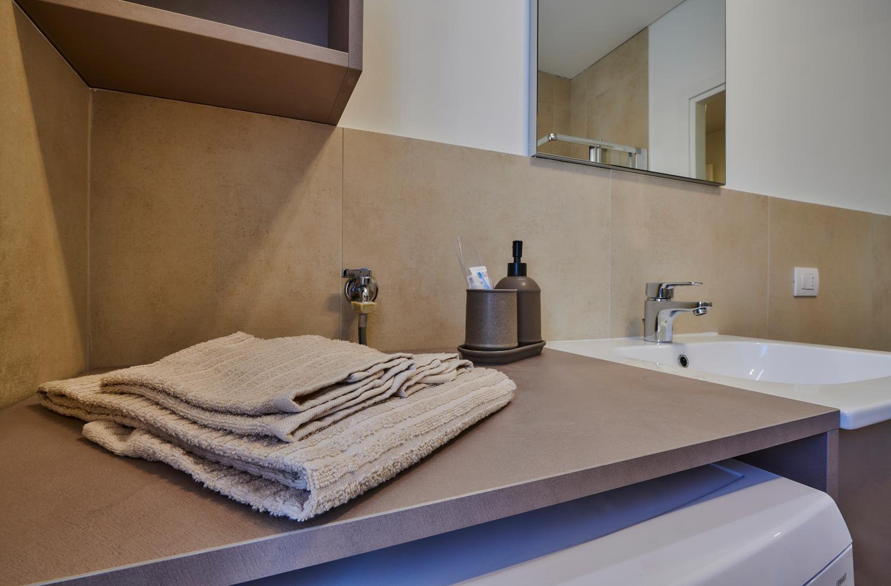 Deluxe Double or Twin Room with Mountain View photo 3