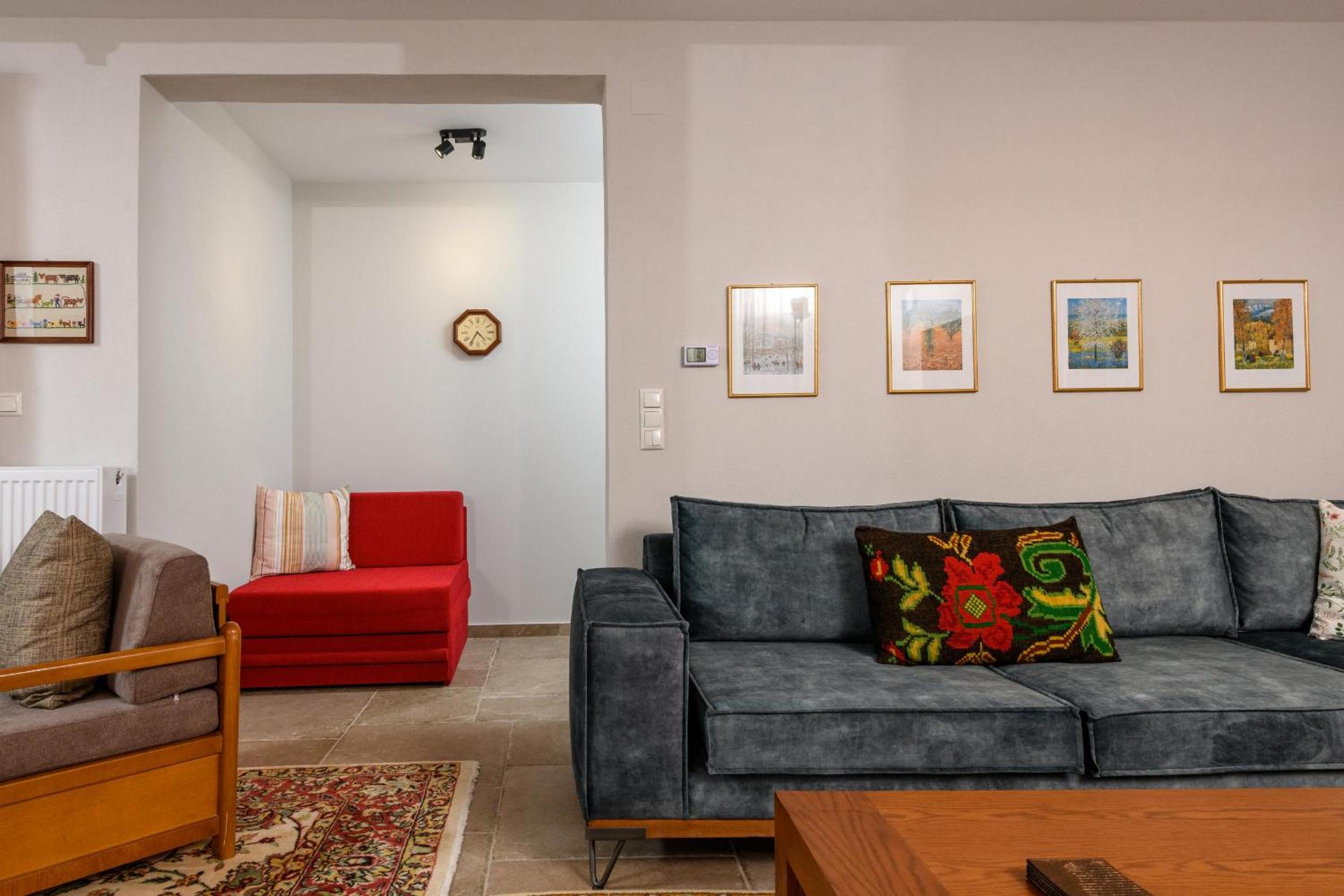 Two-Bedroom Apartment photo 2