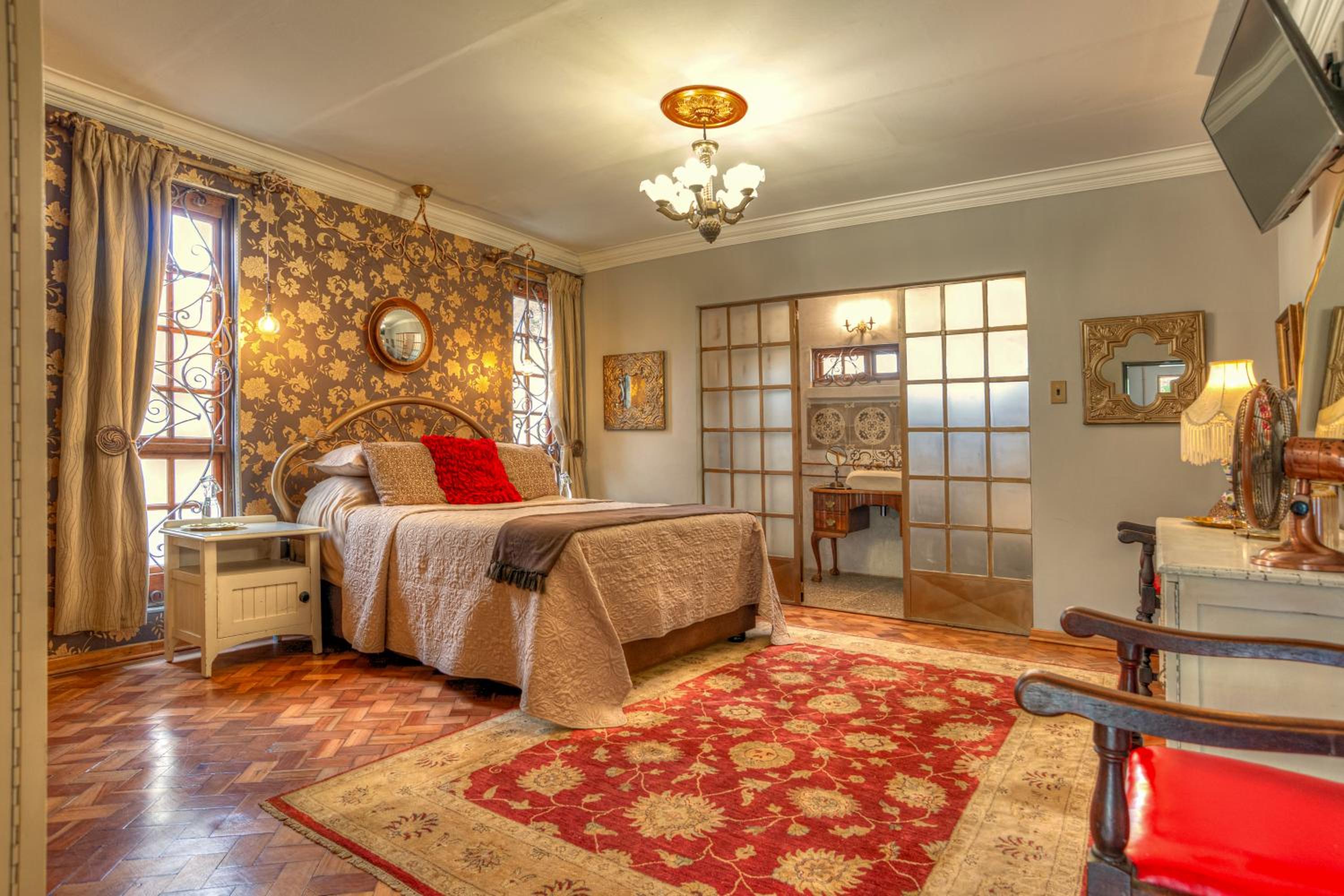 Deluxe Family Suite