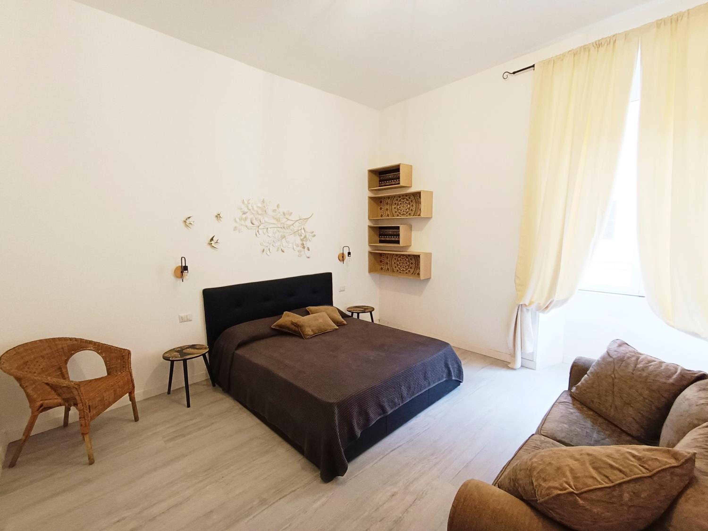 One-Bedroom Apartment photo 3