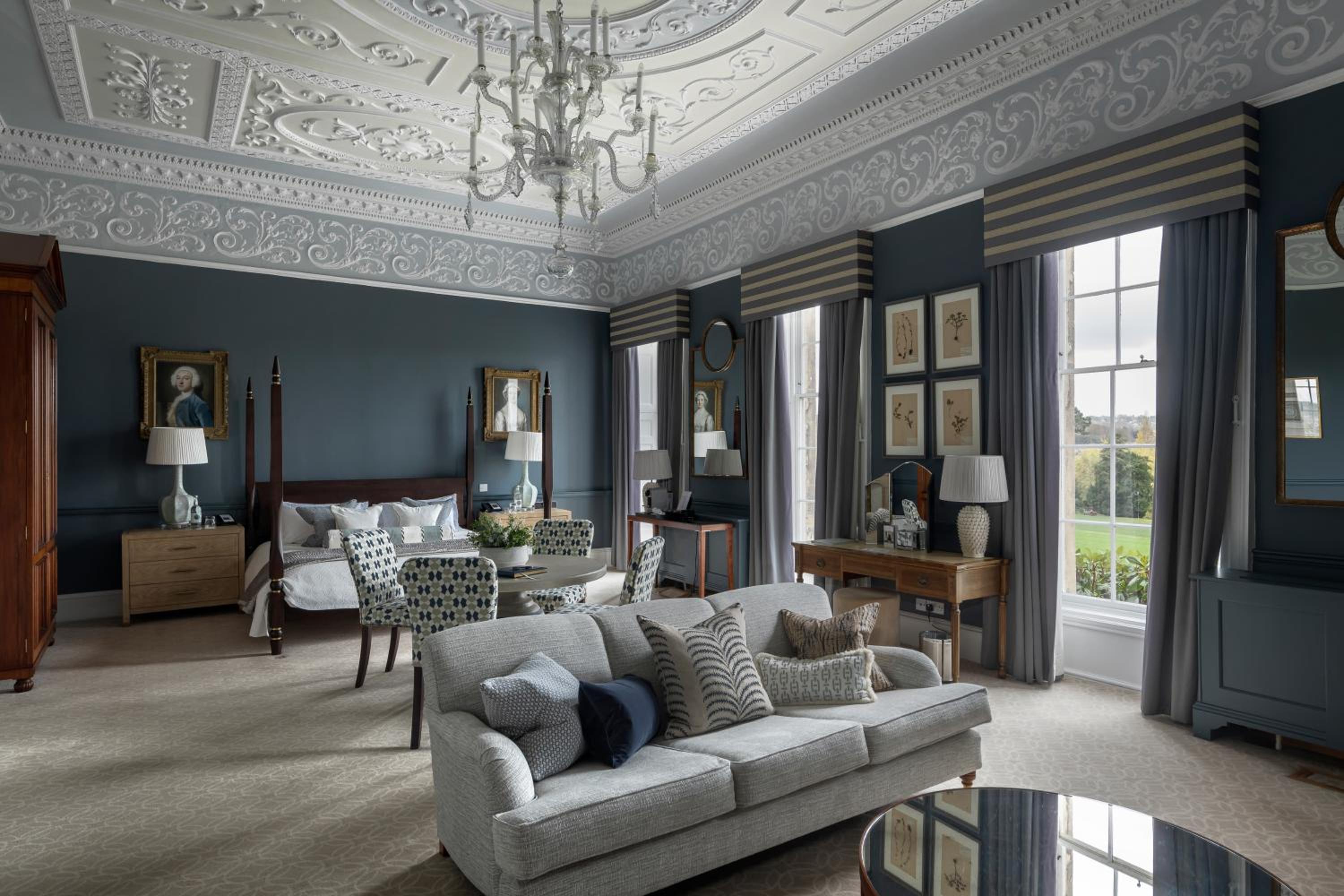 Luxury Suite - Photo 10