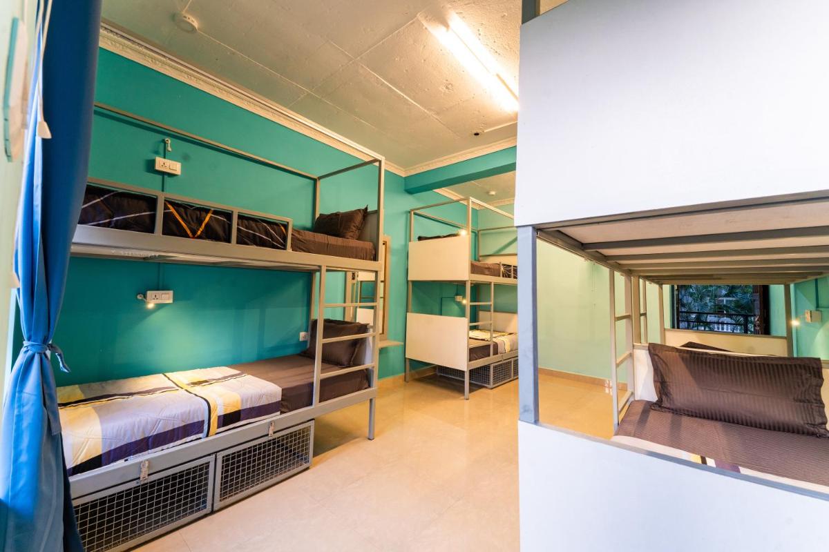 Bed in 8-Bed Dormitory Room photo 2