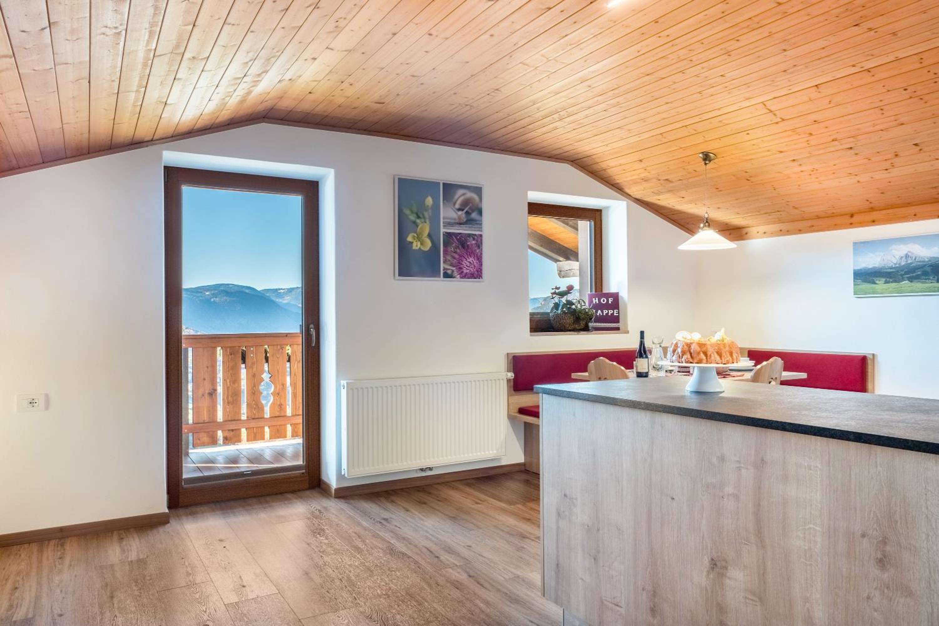 Two-Bedroom Deluxe Apartment with Balcony photo 1