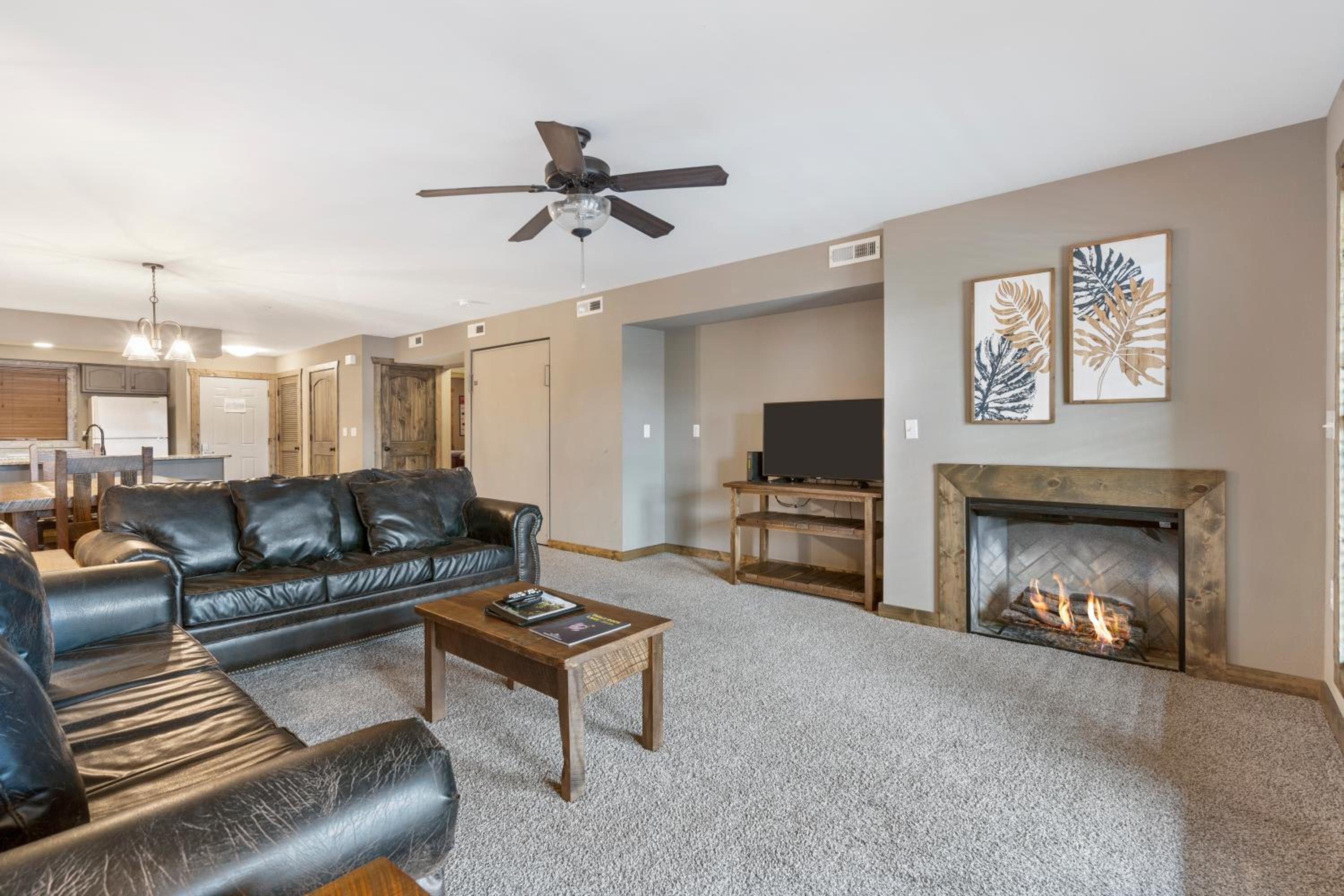 Suite with Balcony photo 3