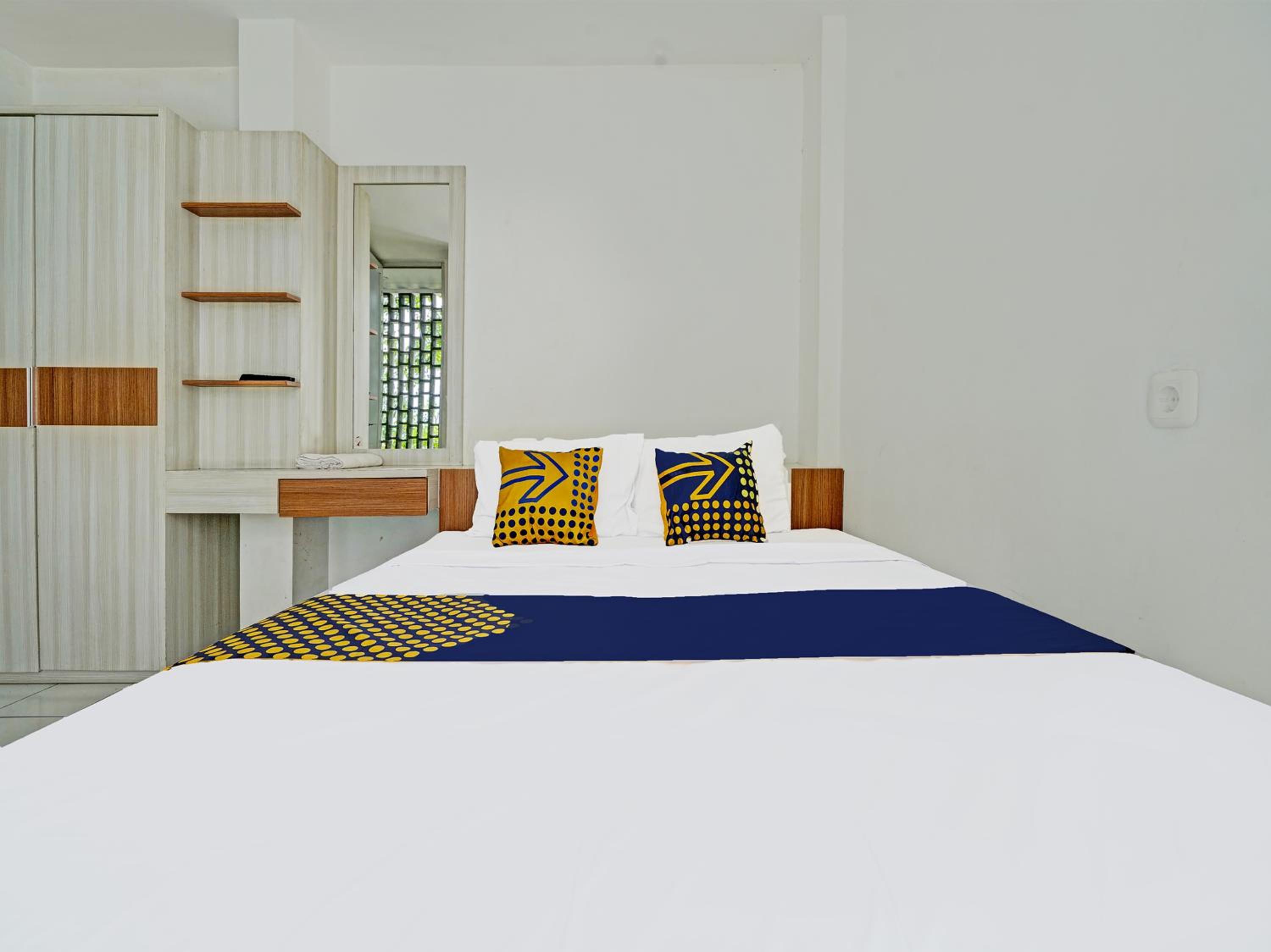 Double Room - Photo 2
