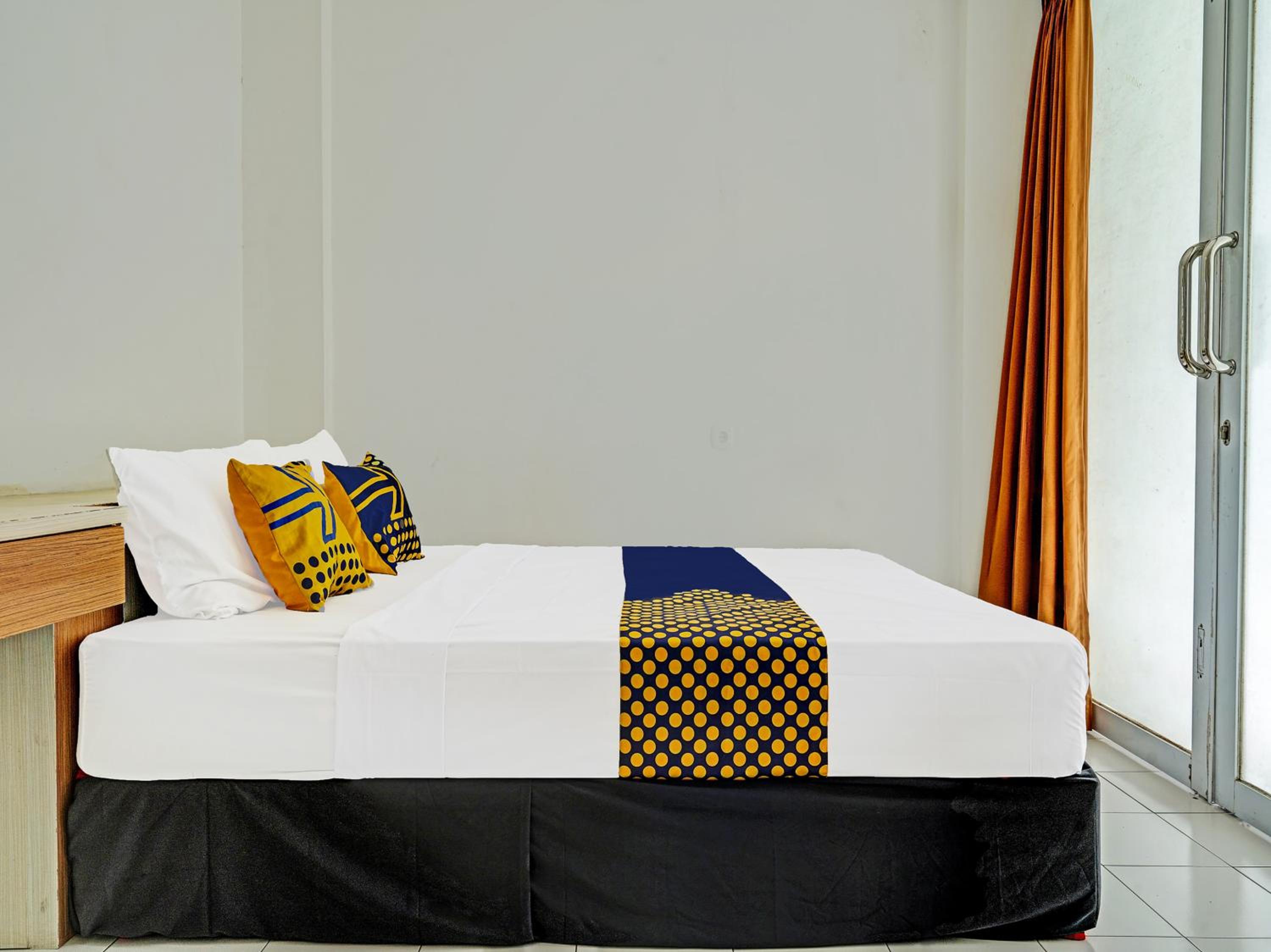 Double Room - Photo 3
