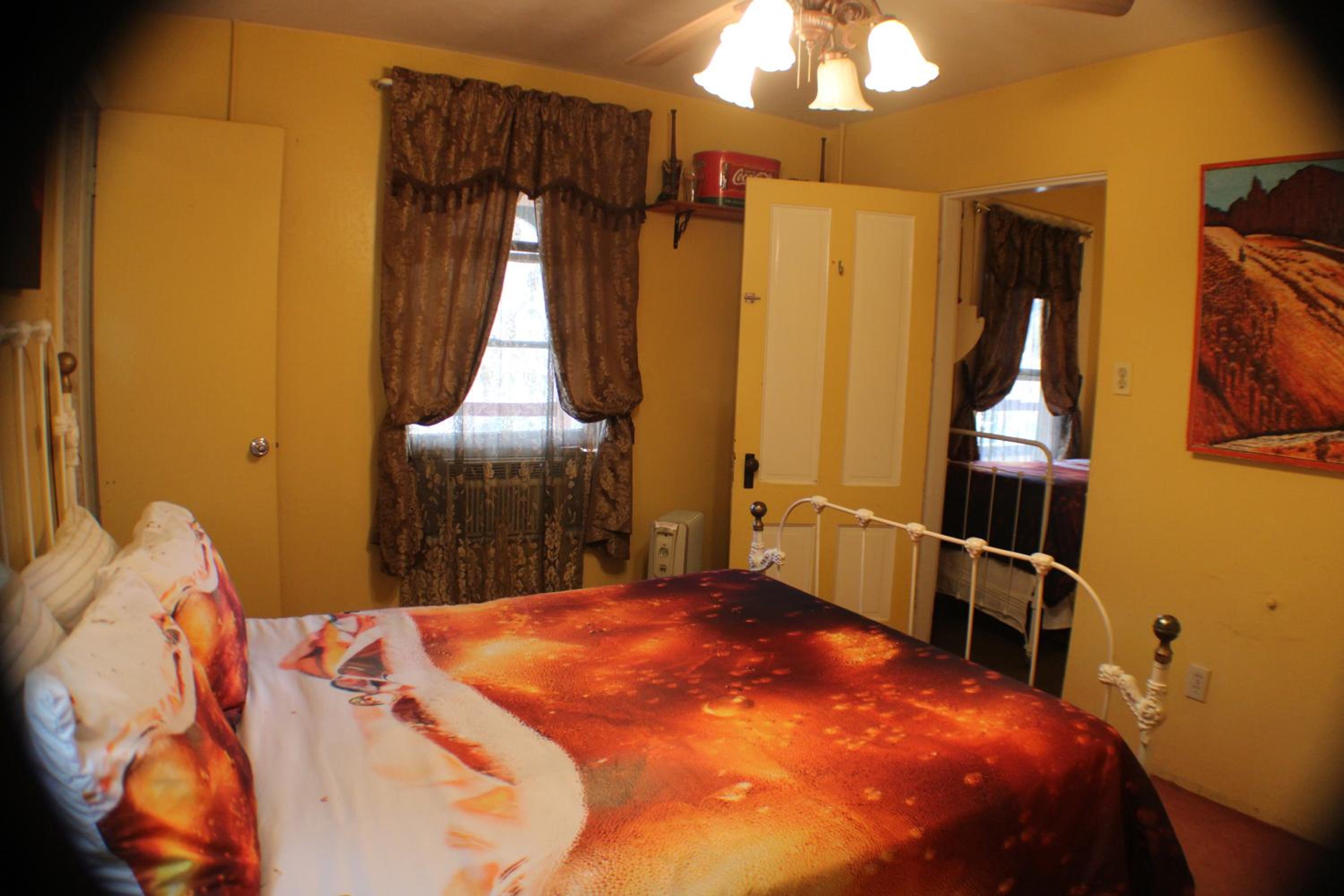 Basic Triple Room photo 2