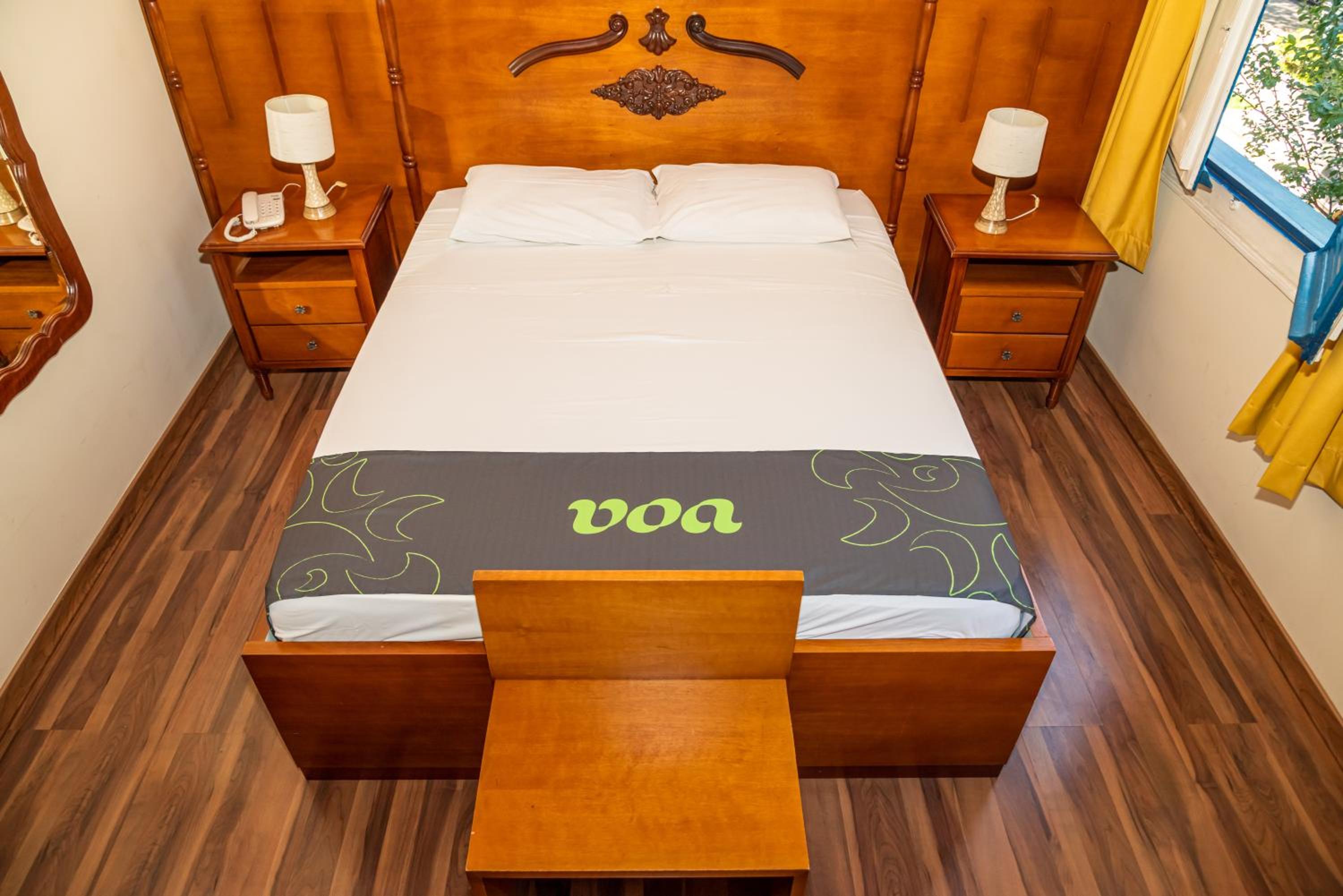Suite - Photo 1