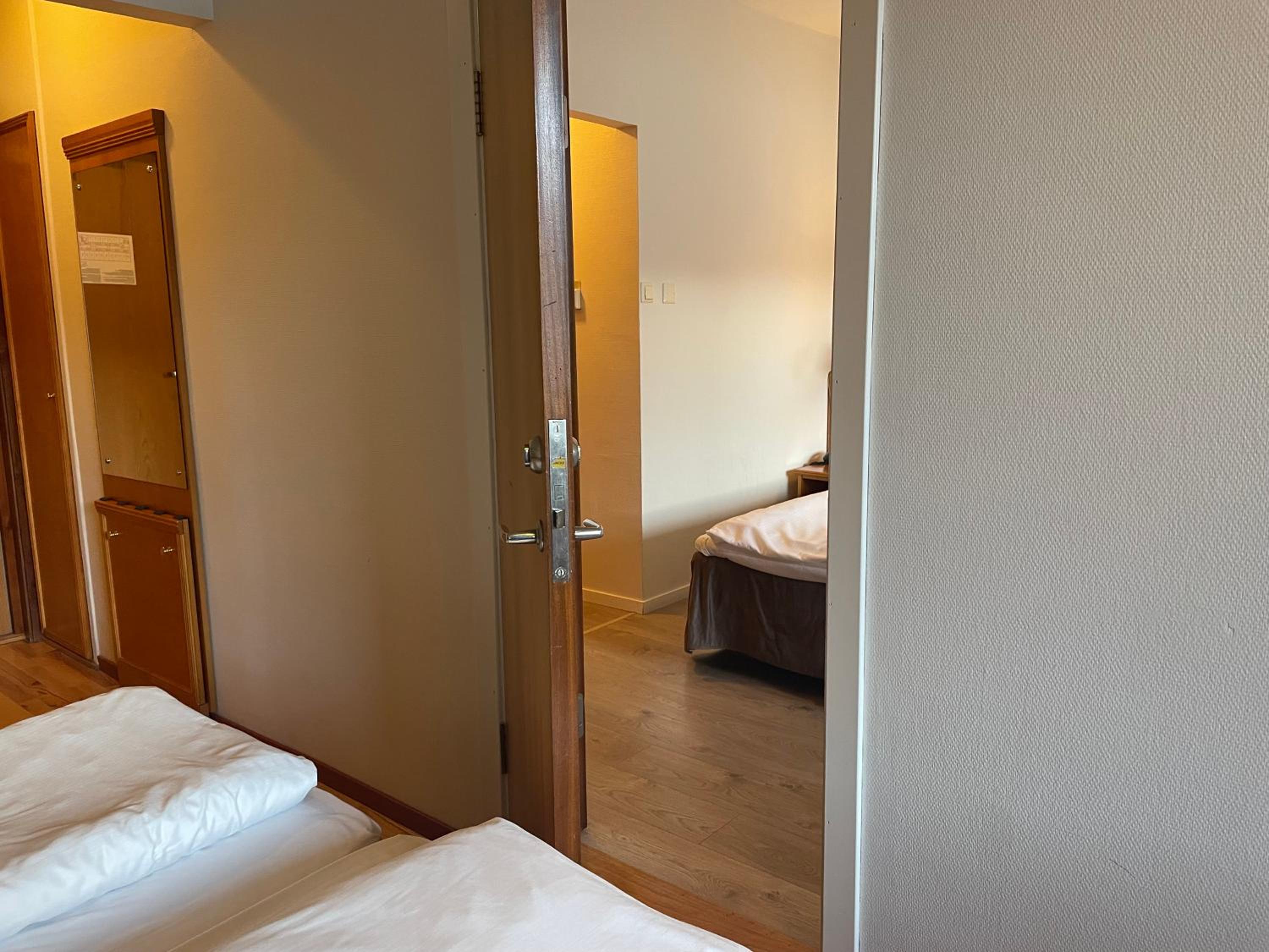 Queen Room