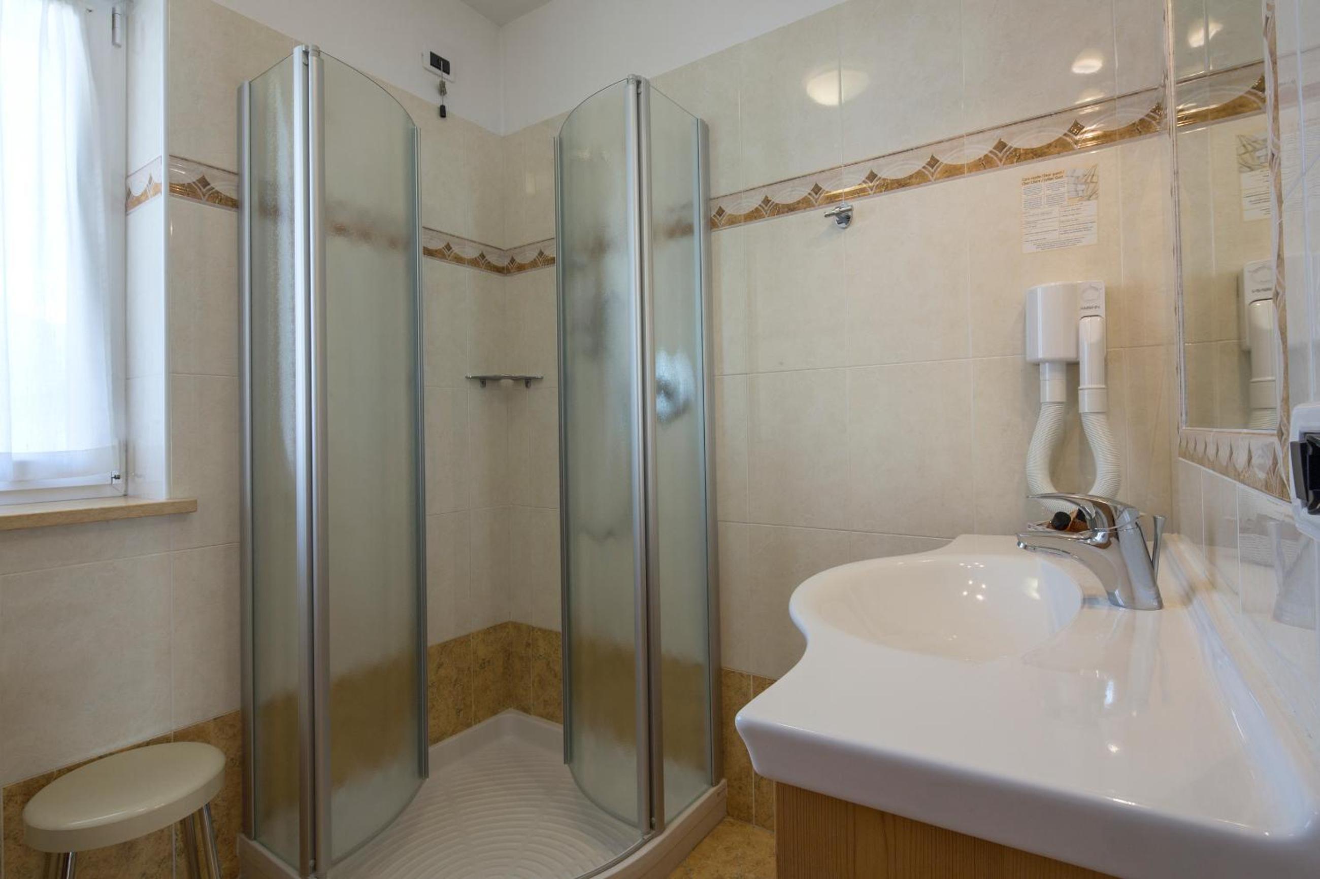 Junior Suite - Photo 2