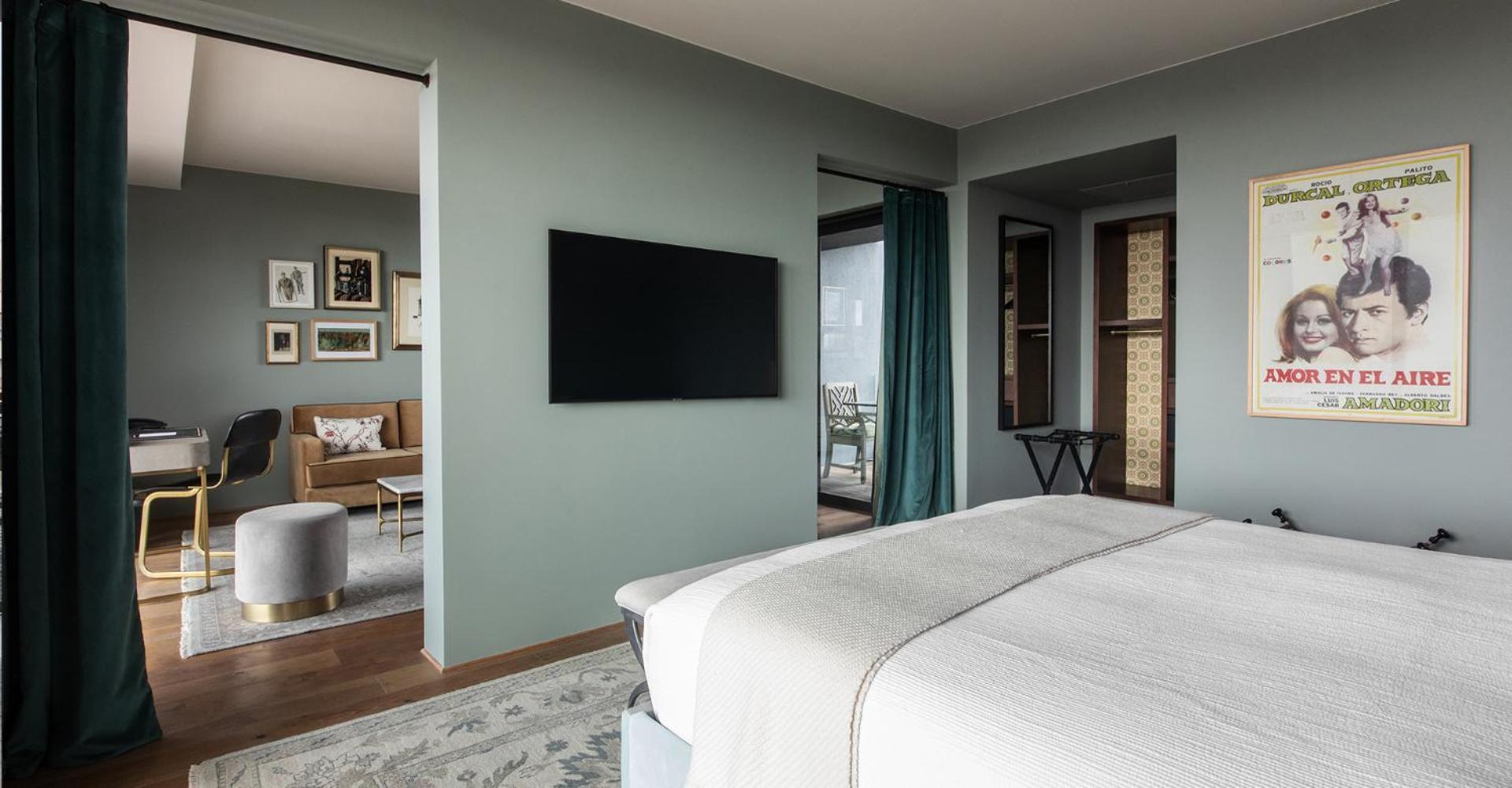 Suite - Photo 8